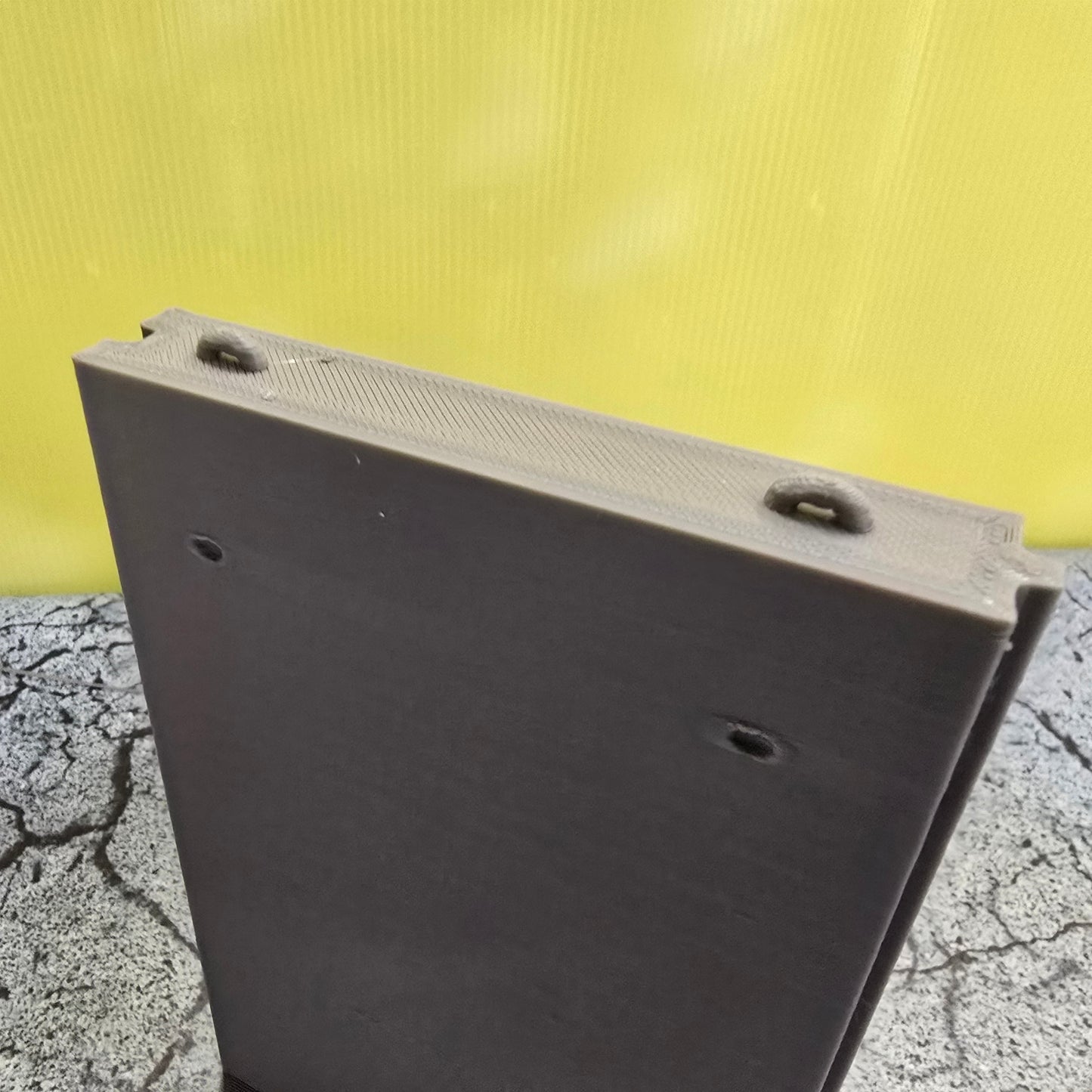 7in Tall T-Wall Barrier 4x3in Base – 3D Printed Unpainted PLA Modern Terrain Barricade for Wargaming & Dioramas