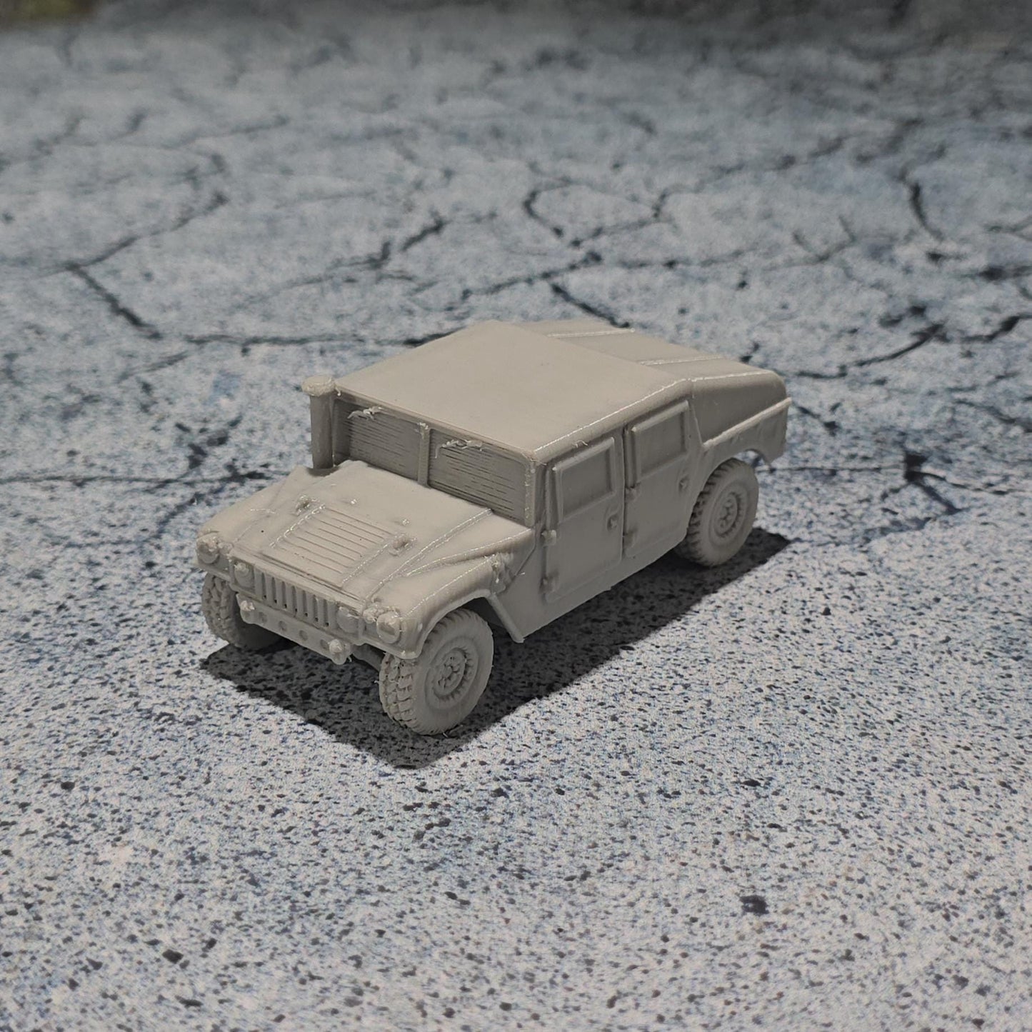 Armored Humvee: (HMMWV) Modern Military Vehicle, Model Railroading, and Wargaming