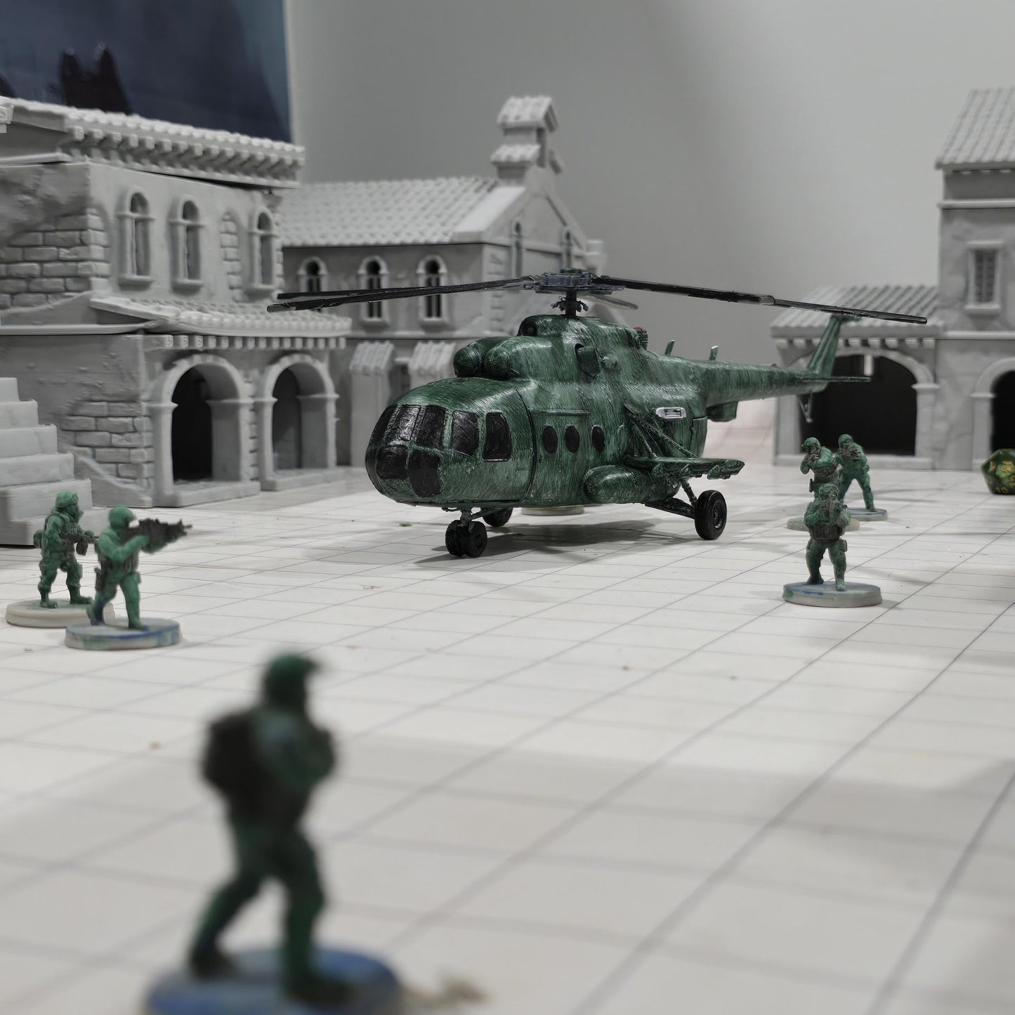 MIL MI-8, MI-8 Hip, cold war Helicopter, cold war, Helicopter, Russian, Tabletop terrain, tabletop gaming, Tank,