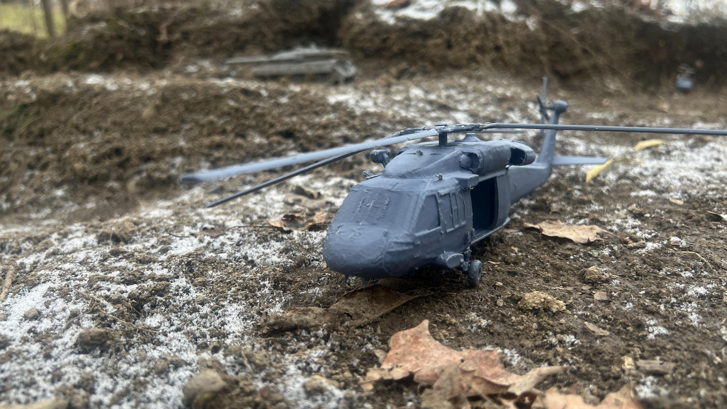 UH-60 :American Blackhawk Helicopter Model for Tabletop Wargaming