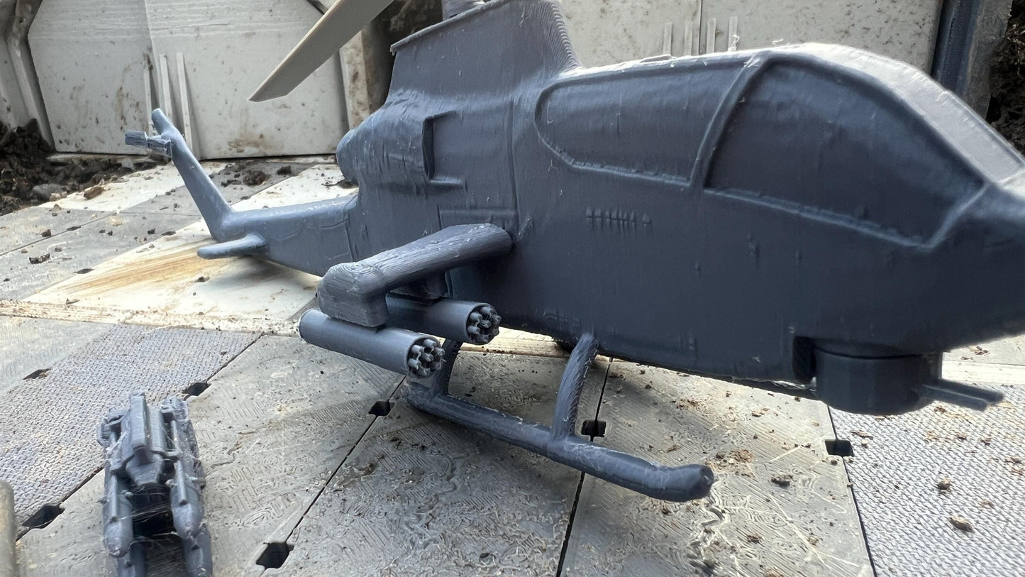 AH-1G Cobra: Vietnam Era Attack Helicopter Model for Tabletop Wargaming