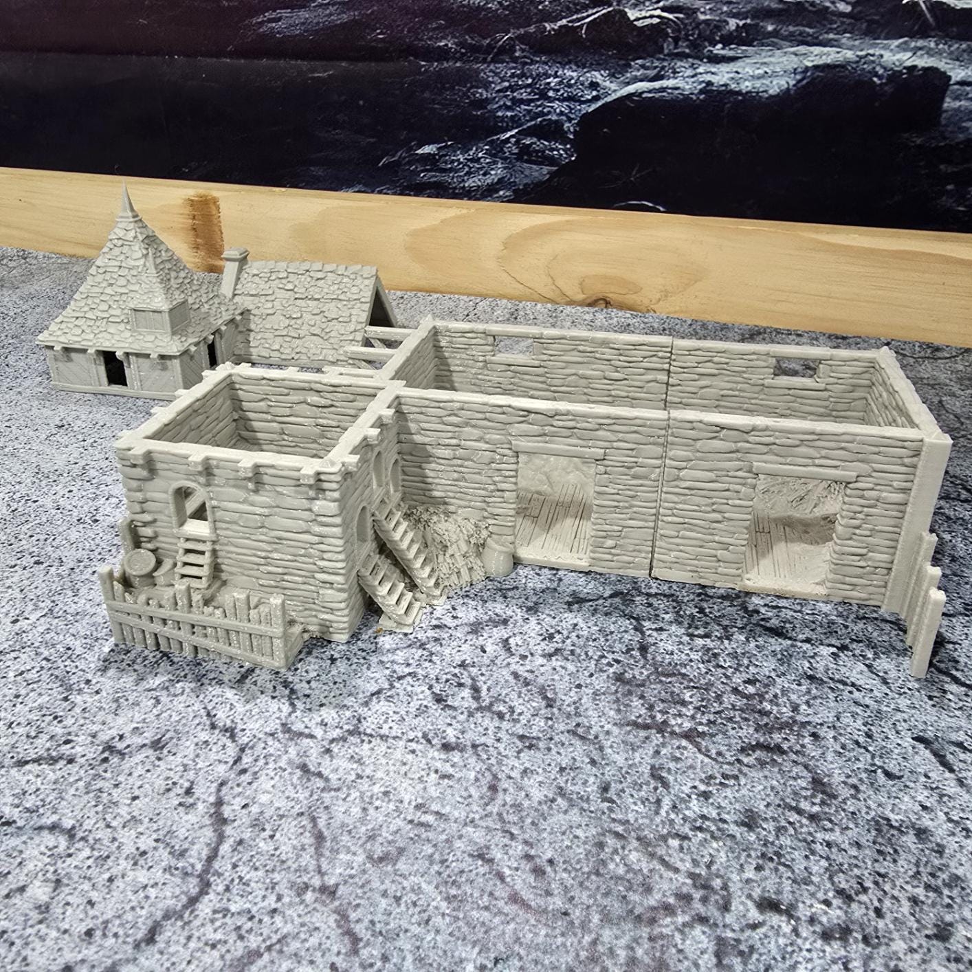 Greendale Pigsty and Chicken Coop: Historical Colonial Farm Structure for D&D, Model Railroading and Wargaming