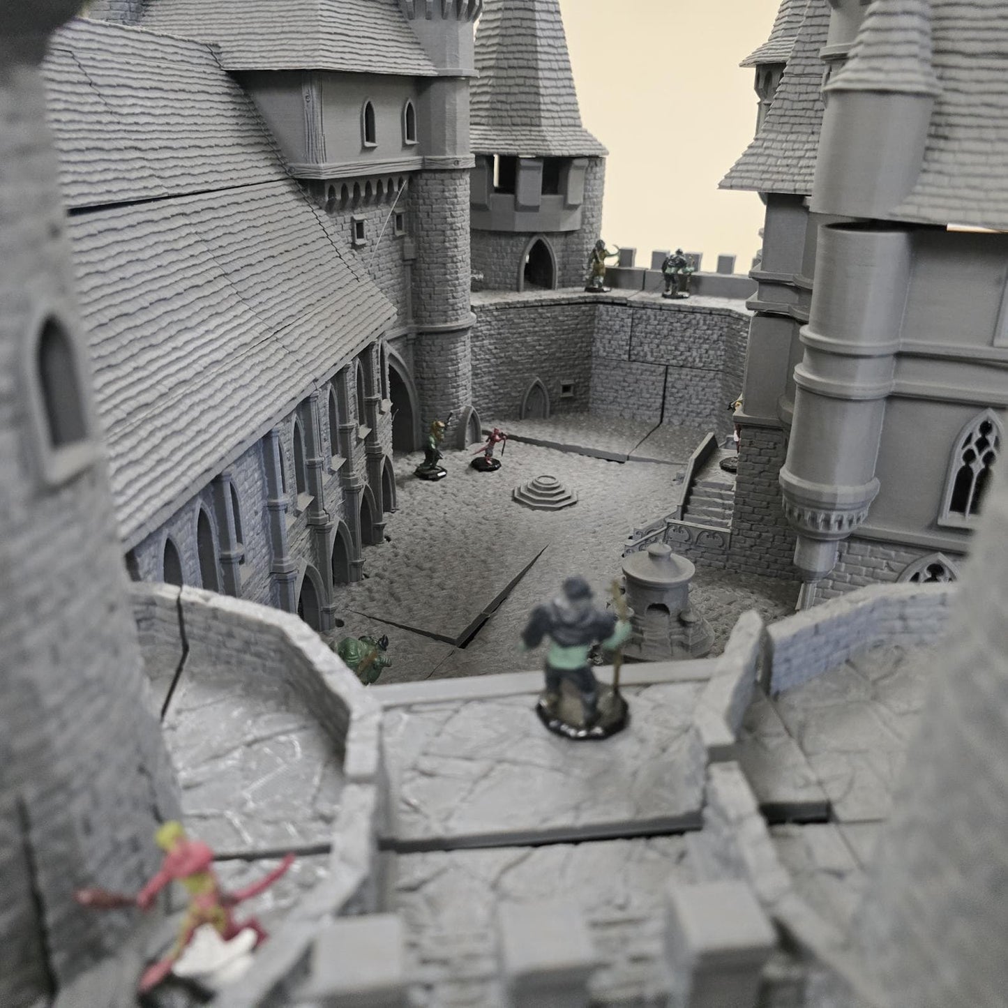 Castle Dracul-32mm, Curse of Strahd, Castle Terrain, Castle Complex, Ravenloft, Vampire terrain, wargaming