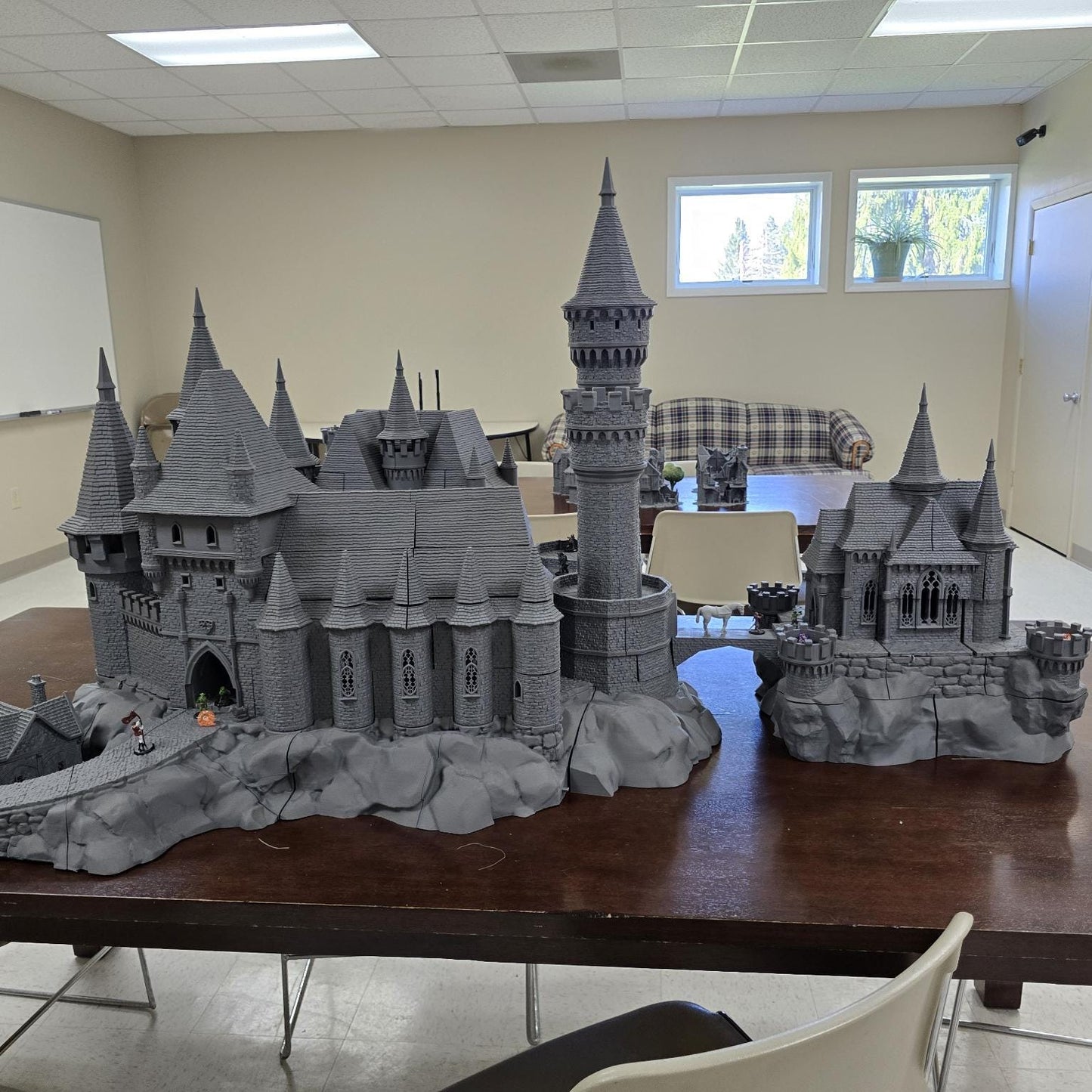 Castle Dracul-32mm, Curse of Strahd, Castle Terrain, Castle Complex, Ravenloft, Vampire terrain, wargaming
