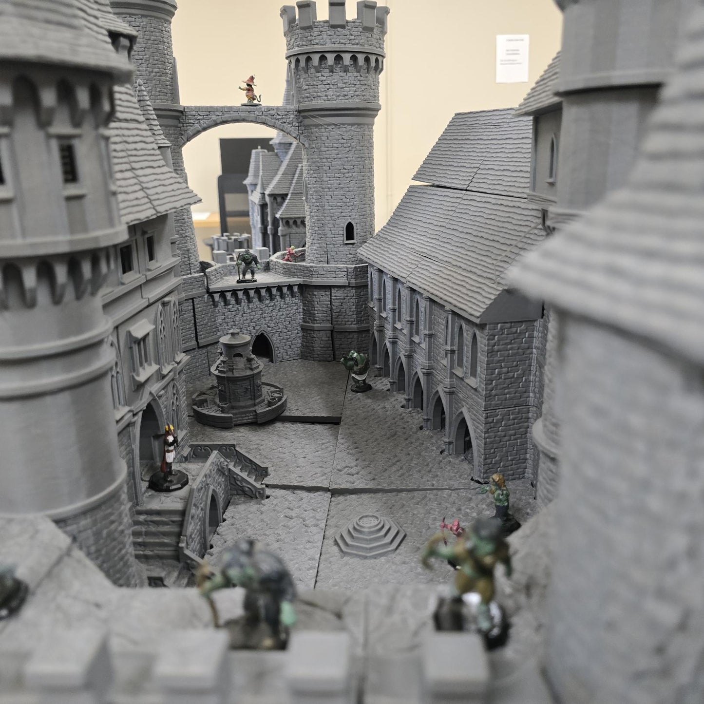Castle Dracul-32mm, Curse of Strahd, Castle Terrain, Castle Complex, Ravenloft, Vampire terrain, wargaming