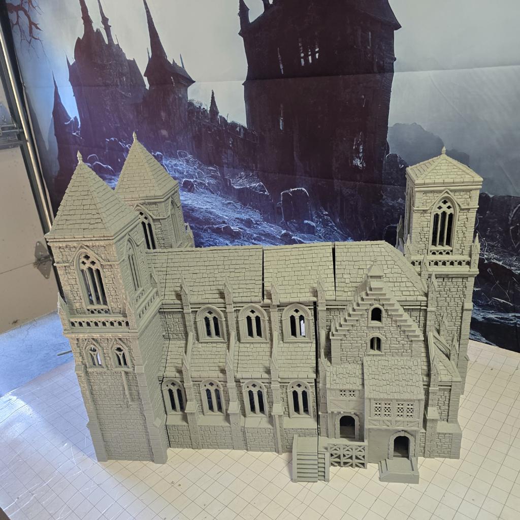 Leichheim Great Church: 28mm Medieval Gothic Cathedral Model - Ideal for Historical Tabletop RPGs and Diorama Displays