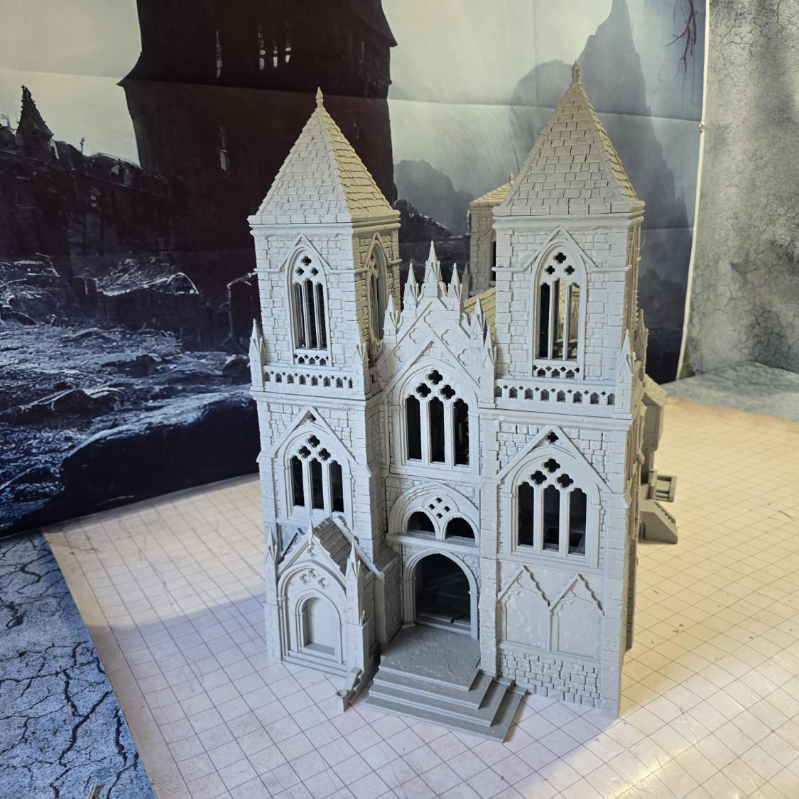 Leichheim Great Church: 28mm Medieval Gothic Cathedral Model - Ideal for Historical Tabletop RPGs and Diorama Displays