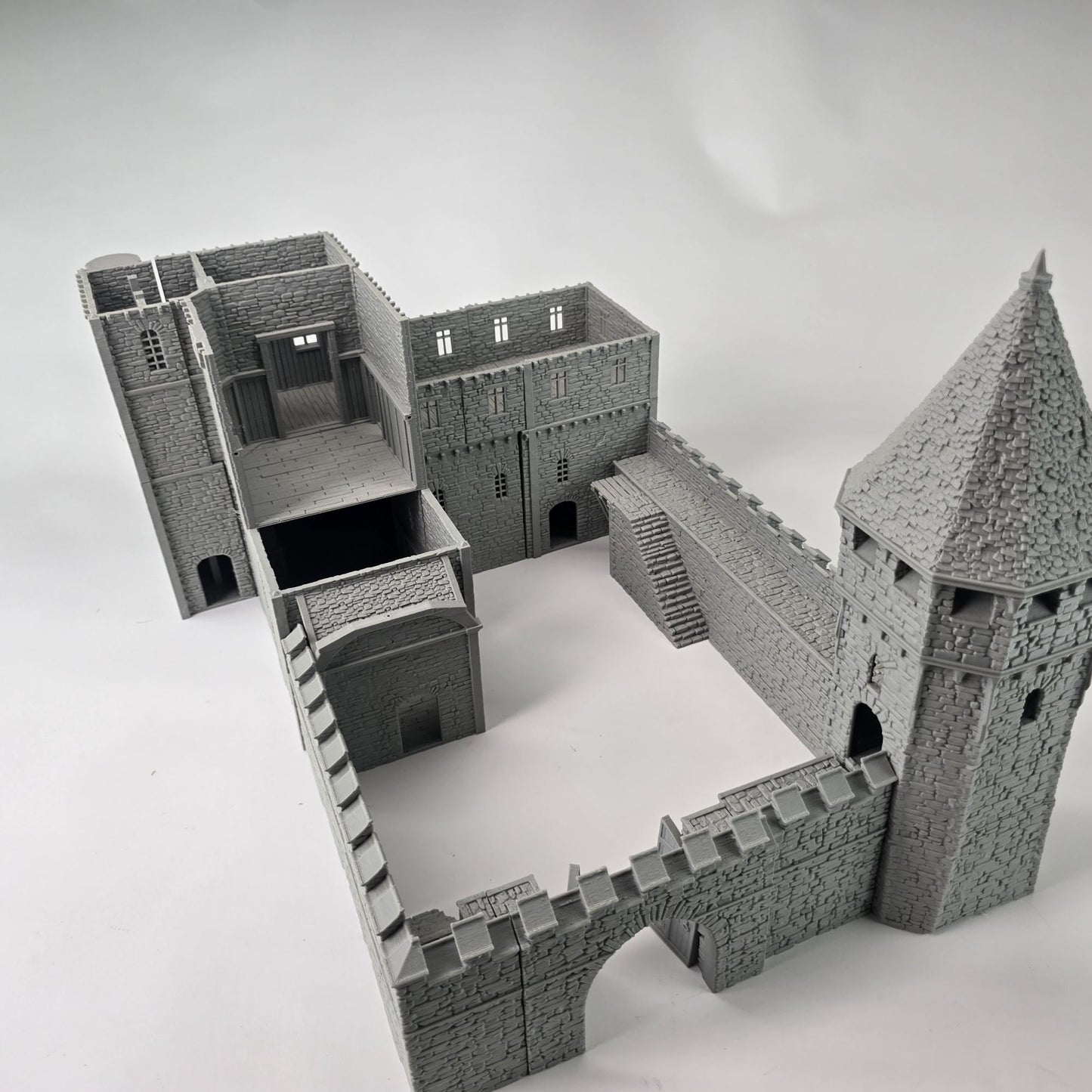 Greendale Castle: 14th Century Fortress for D&D, Model Railroading and Wargaming