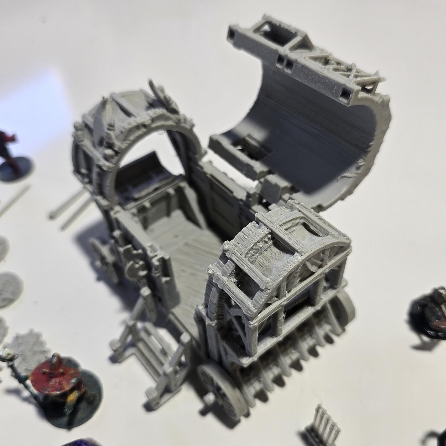 Guardia Weapons Wagon: Medieval Armored Supply Cart 28MM Tabletop Terrain, Model Railroading, Gaming