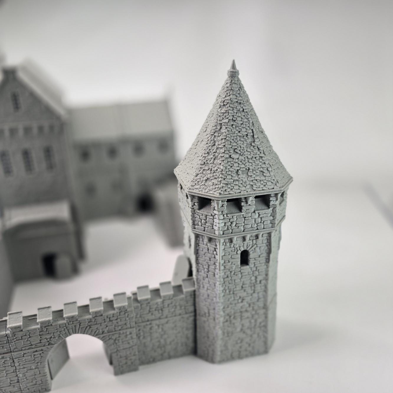 Greendale Castle: 14th Century Fortress for D&D, Model Railroading and Wargaming