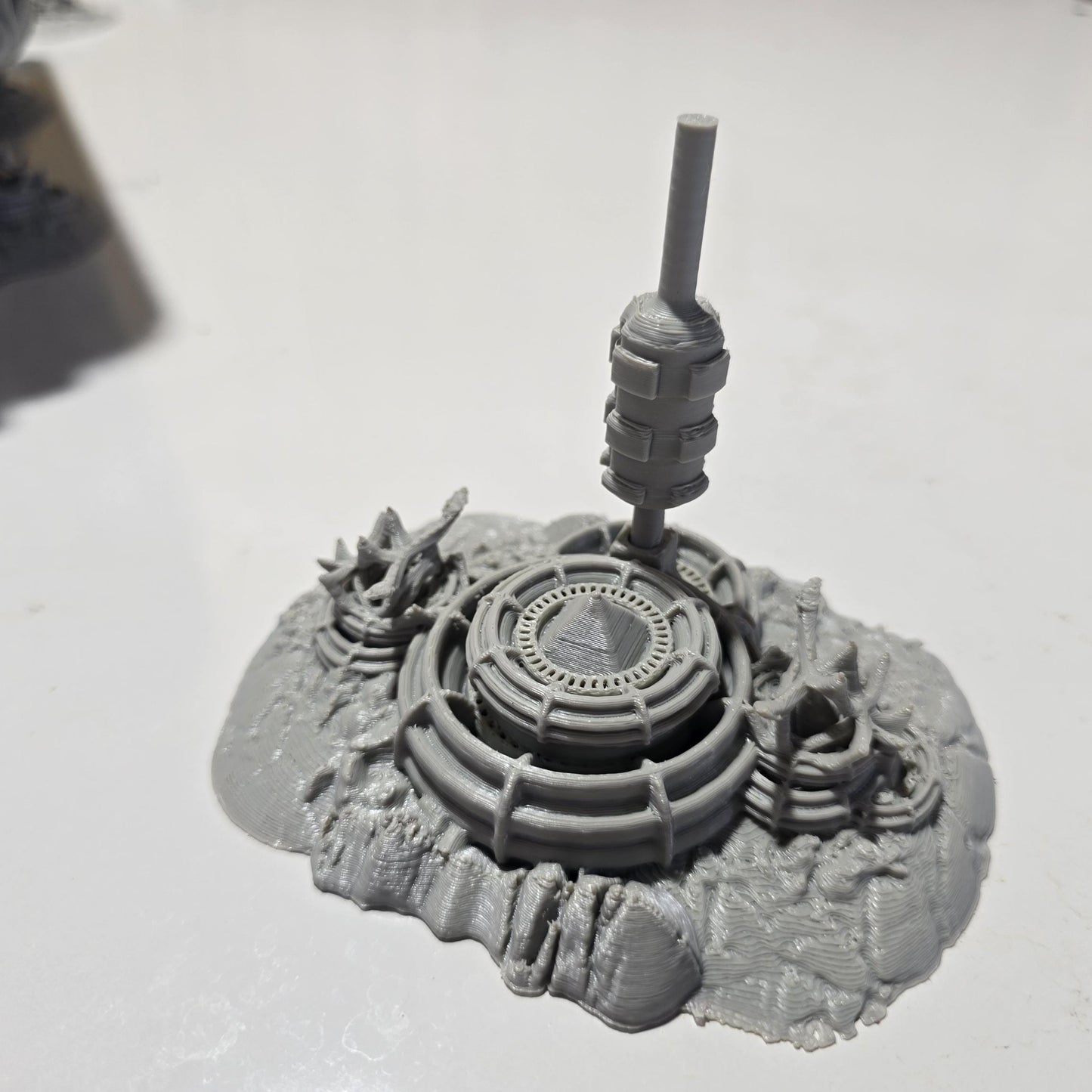 Steampunk - Eberron Lightning Rail - - - Dungeons and Dragons - 28mm Terrain - terrain