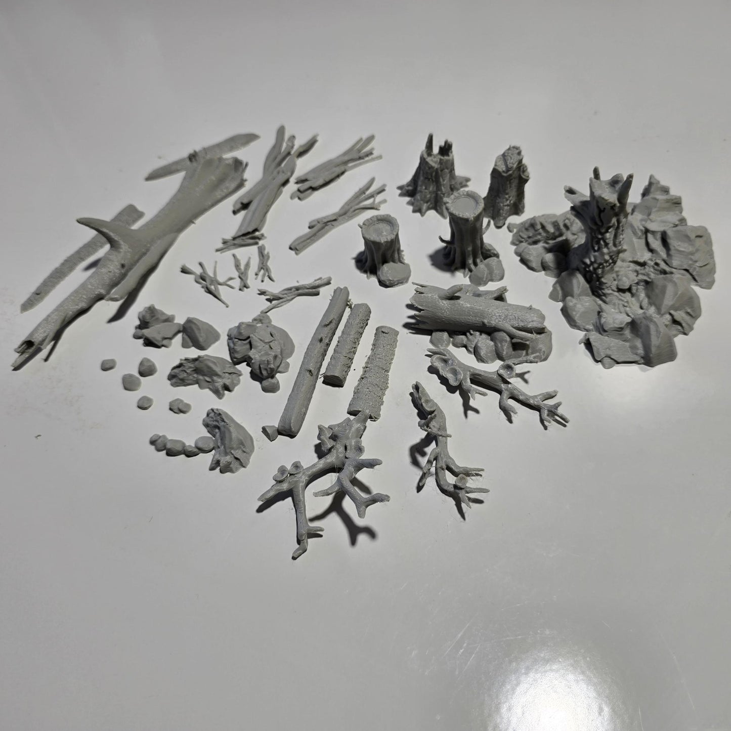 Fallen Woodland Debris Pack: Forest Scatter Terrain 28MM Tabletop Terrain, Model Railroading, Gaming