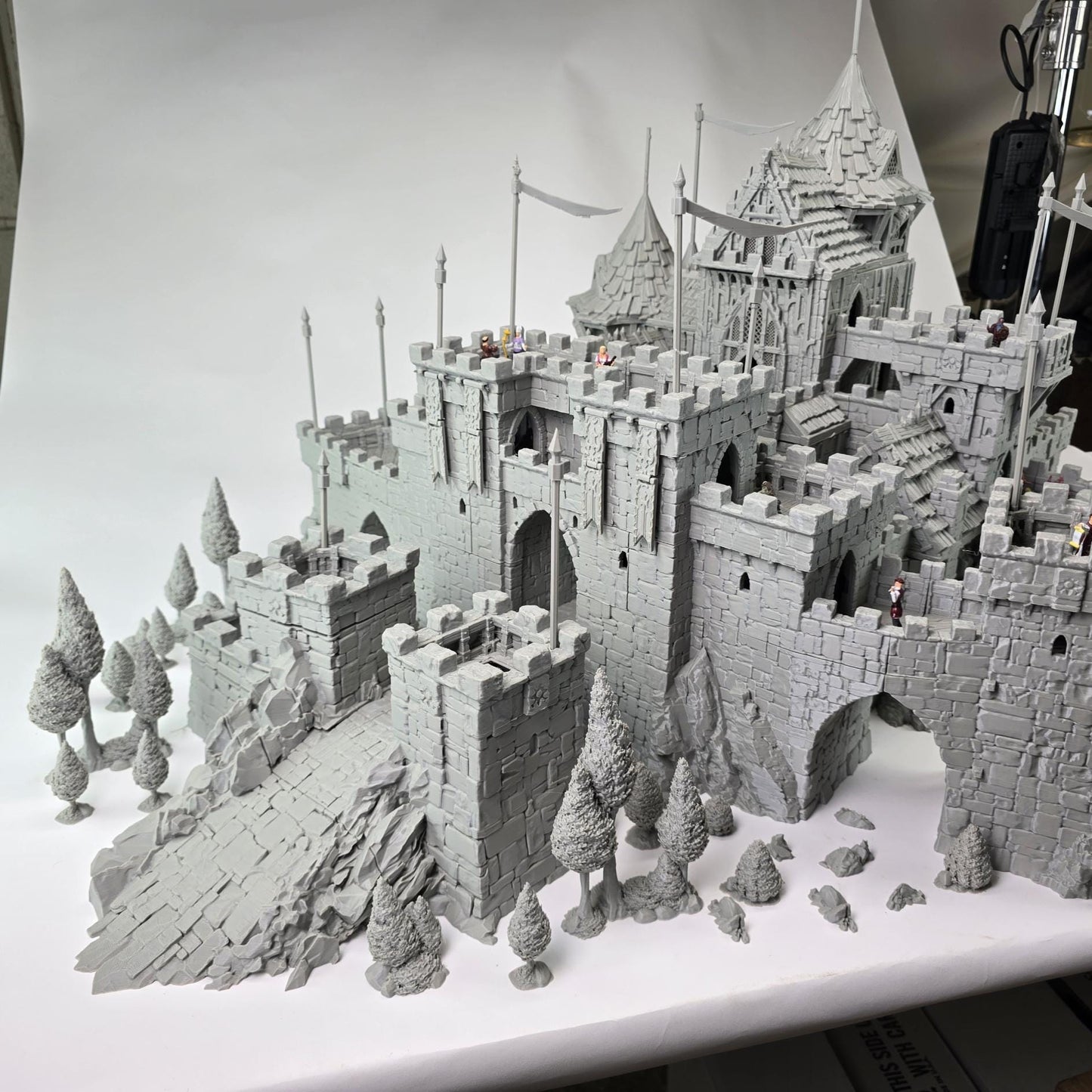 Guardia's Keep: Medieval Castle Fortress 28MM Tabletop Terrain, Model Railroading, Gaming