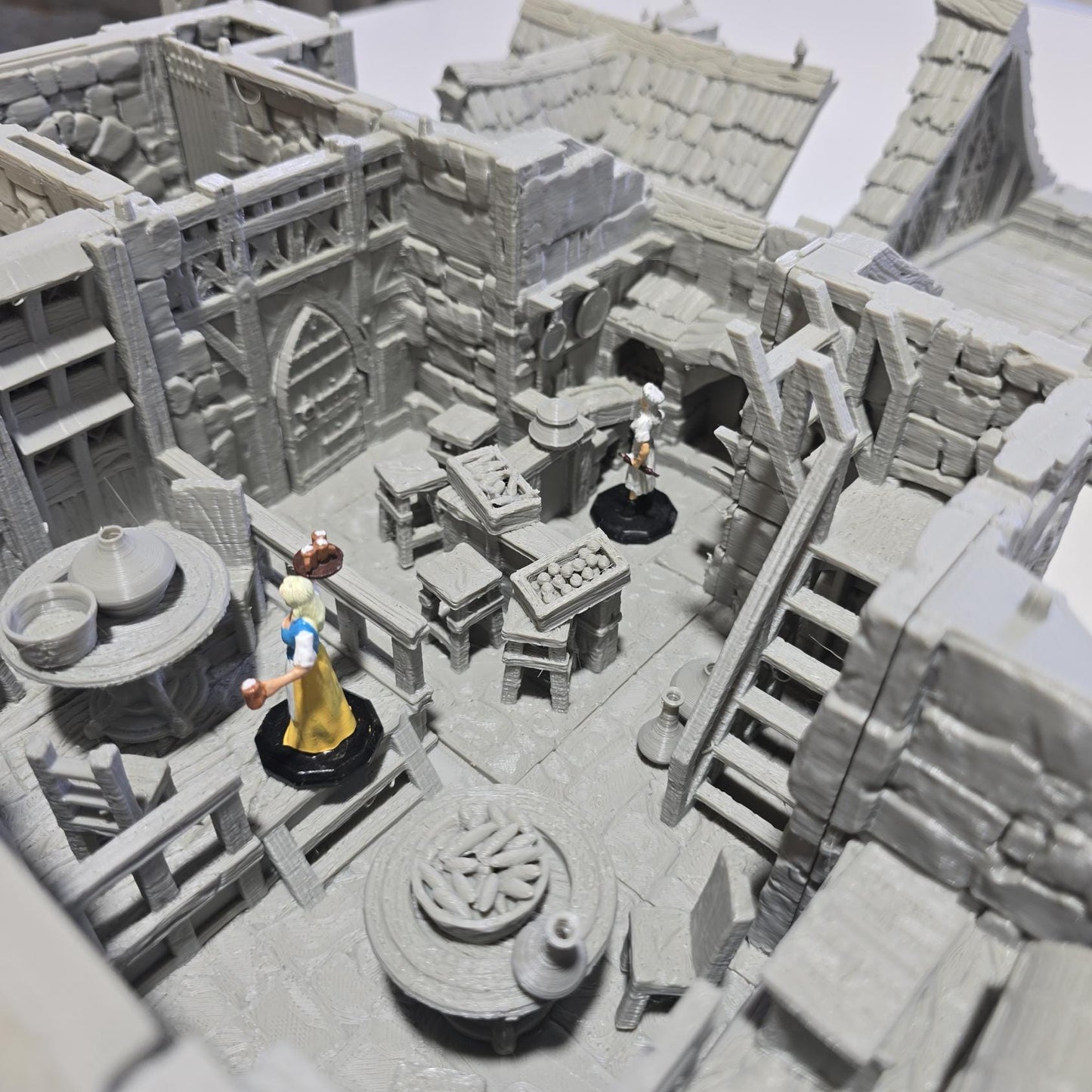 The Knights Keep Inn: Medieval Tavern & Fortress 28MM Tabletop Terrain