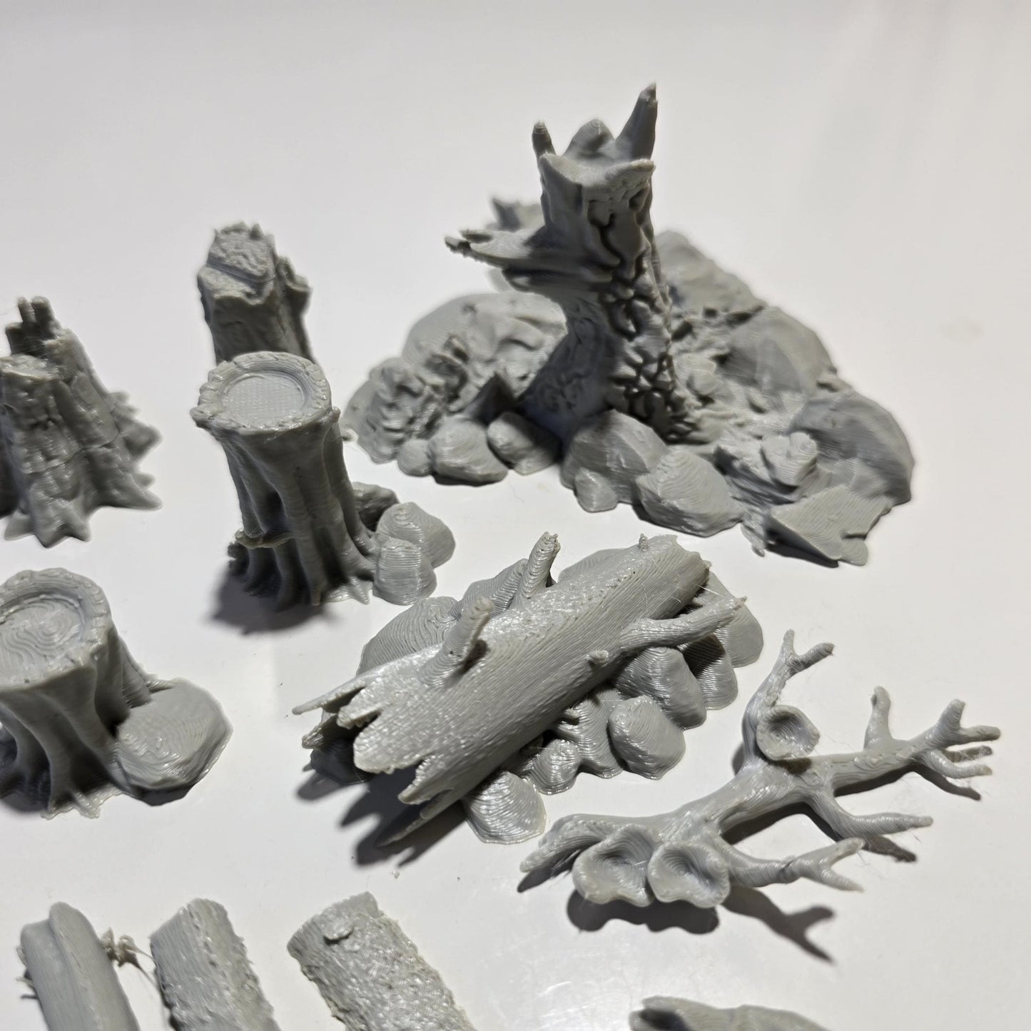 Fallen Woodland Debris Pack: Forest Scatter Terrain 28MM Tabletop Terrain, Model Railroading, Gaming