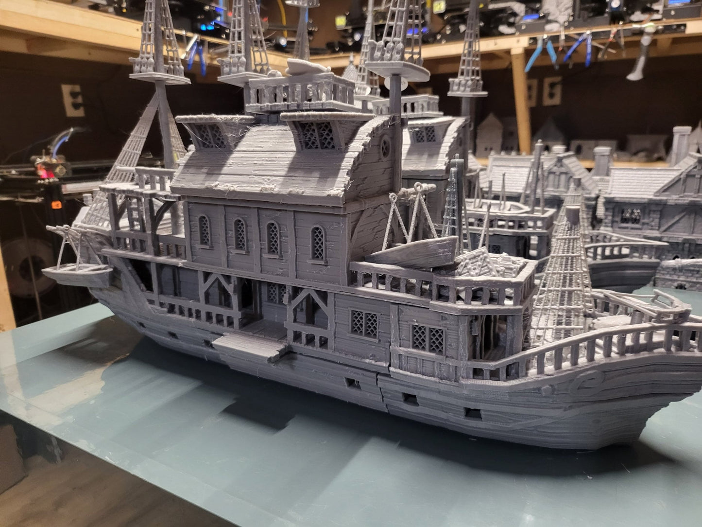 tavern, pirate ship, pirate, ship, party ship, party boat, pirate adventure, ship tavern, pirate tavern, dungeons and dragons, sea, floating tavern, harbor tavern Ruins, Ruin terrain, War Terrain, Tower, Tower Ruins, Arkenfel