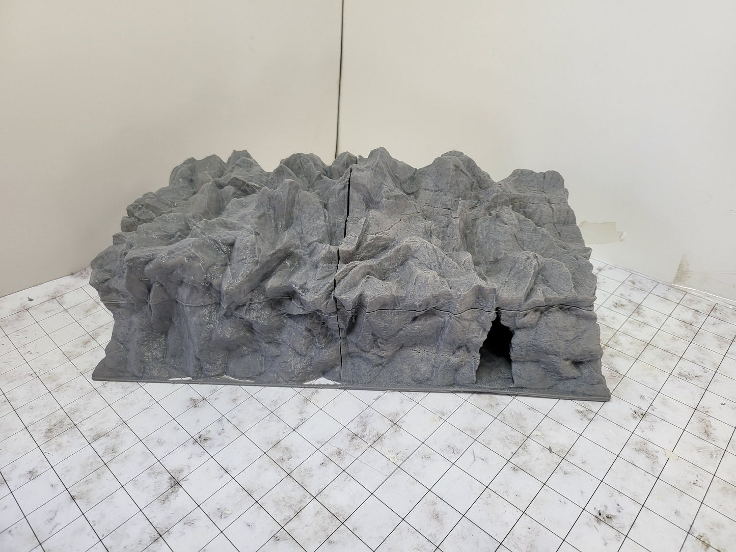 desert, desert walls, mud huts, desert house, dungeons and dragons, tabletop terrain, tabletop, desert market, desert town, sand village, hideout, cave, bandits, Small Desert Hideouts, Desert Cave, Secret Desert Lair, Bandits Lair, Bandits Hideout