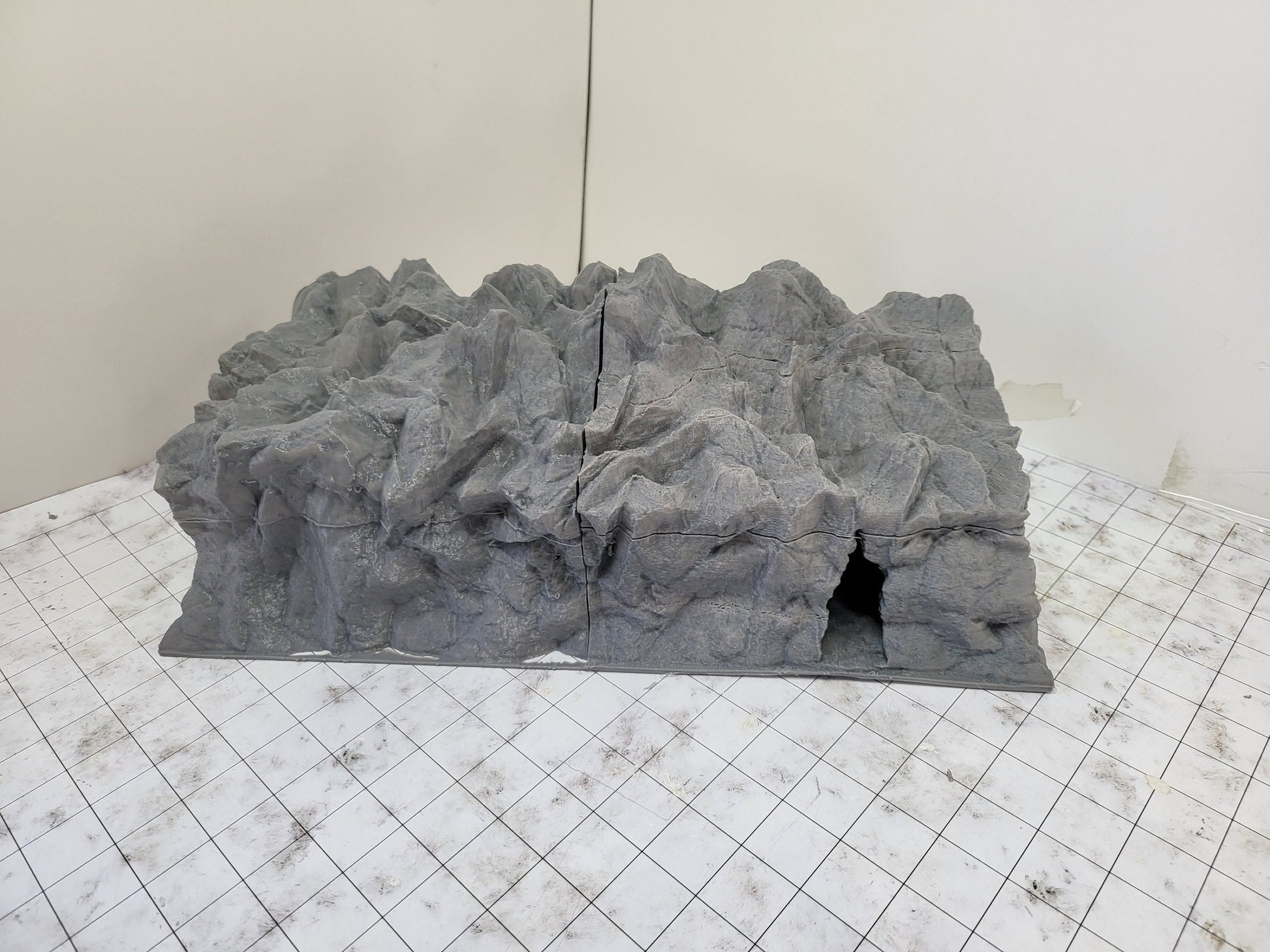 desert, desert walls, mud huts, desert house, dungeons and dragons, tabletop terrain, tabletop, desert market, desert town, sand village, hideout, cave, bandits, Small Desert Hideouts, Desert Cave, Secret Desert Lair, Bandits Lair, Bandits Hideout