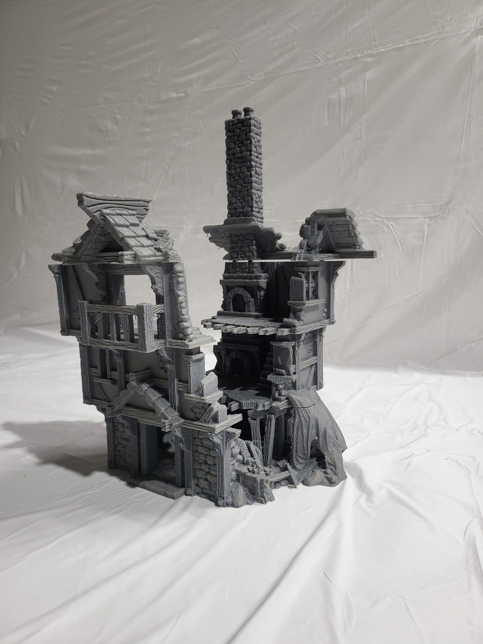 Ruins, Barenfall, Ruin terrain, War Terrain, Dark Realms, Tower, Tower Ruins, Arkenfel, Tower or Sorrow, Warhammer, Dungeons and Dragons, Warhammer Terrain, gift, Terrain Gift, 28mm terrain, Tabletop Terrain