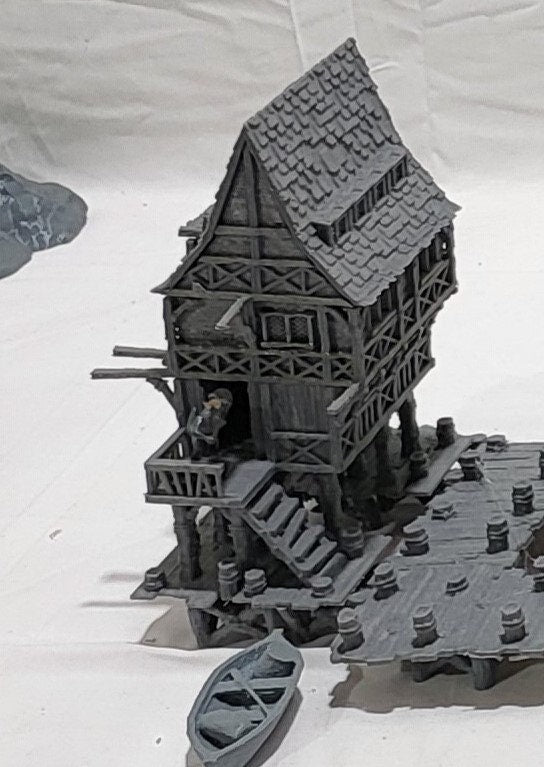 DnD Miniature, 40k Terrain,Train Terrain,Tabletop Town,Tabletop Game,Dnd Table,DND Terrain,DND Miniatures,gaming terrain,28mm Terrain,Briarwood,inn,tavern