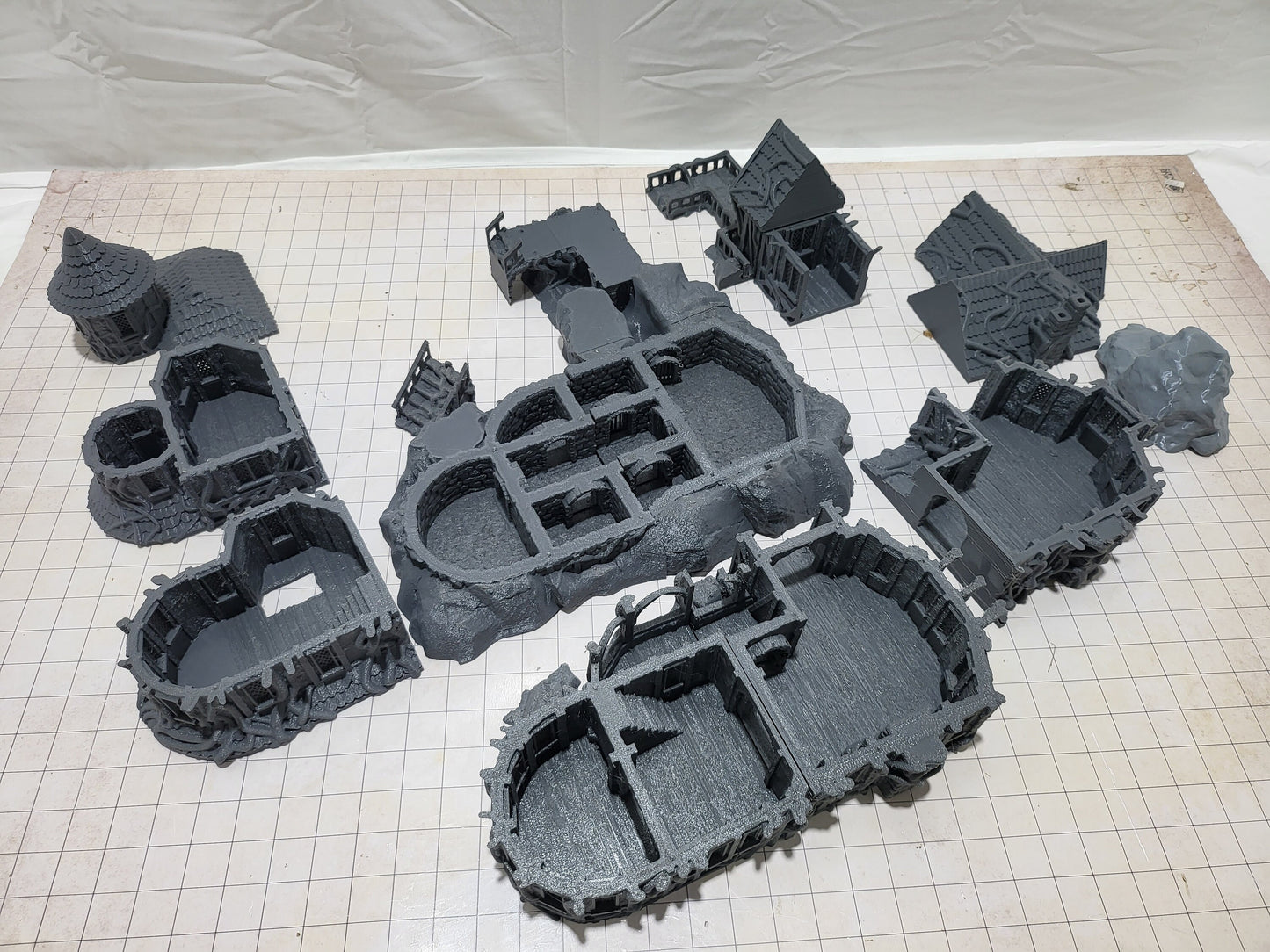 Cultist Manor, Forgotten Manor, Secluded Manor, Dungeons and Dragons, Lunatic Hideout, Chaotic terrain