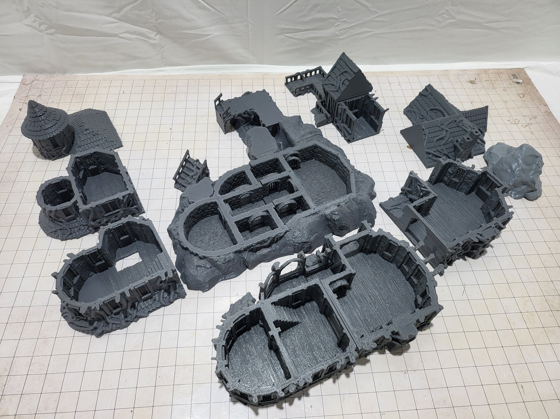 Cultist Manor, Forgotten Manor, Secluded Manor, Dungeons and Dragons, Lunatic Hideout, Chaotic terrain