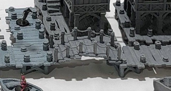 DnD Miniature, 40k Terrain,Train Terrain,Tabletop Town,Tabletop Game,Dnd Table,DND Terrain,DND Miniatures,gaming terrain,28mm Terrain,Briarwood,inn,tavern