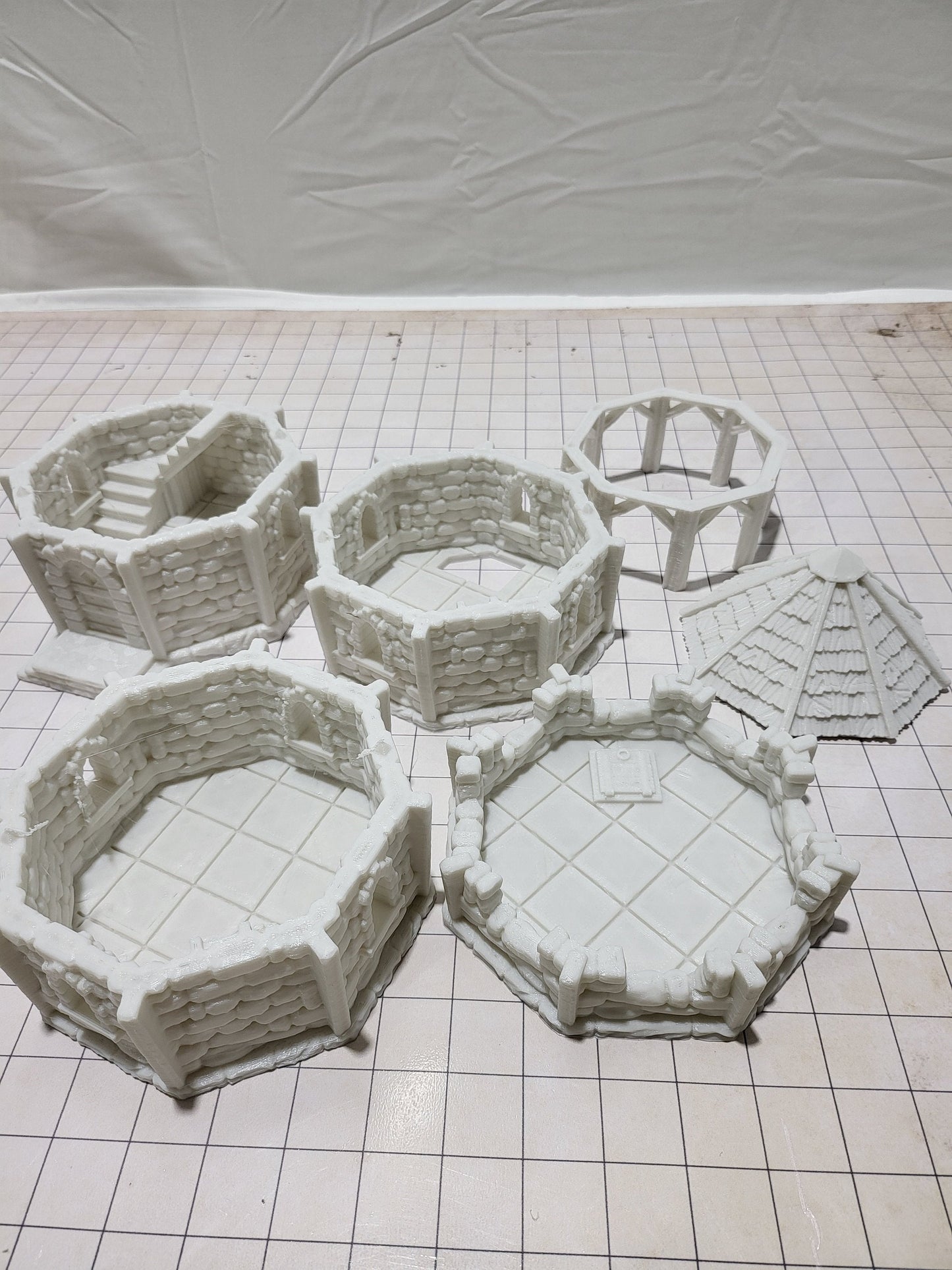 DnD Miniature, 40k Terrain, Train Terrain, Tabletop Town, Tabletop Game, Dnd Table, DND Terrain, DND Miniatures, gaming terrain, 28mm Castle, 28mm Terrain, warhammer, time keeper