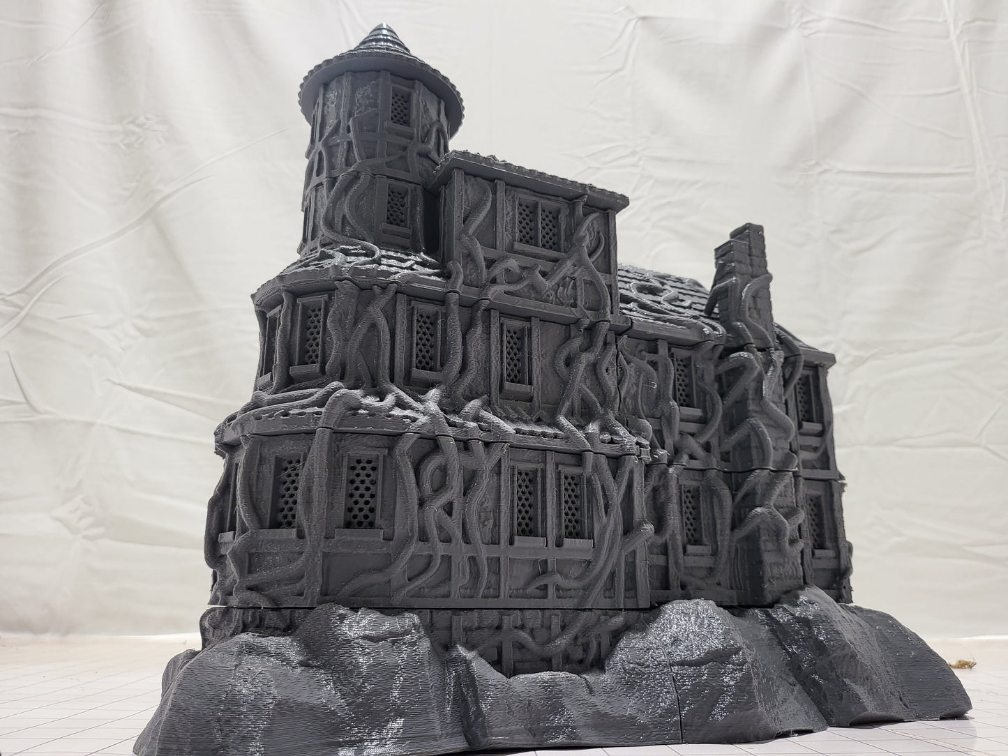 Cultist Manor, Forgotten Manor, Secluded Manor, Dungeons and Dragons, Lunatic Hideout, Chaotic terrain