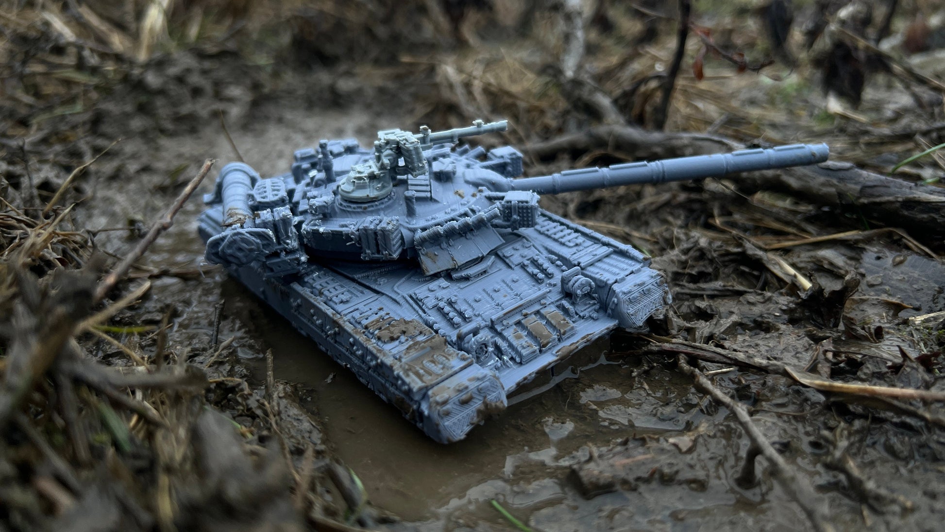 T-80-UK, Command tank, cold war tank, cold war, tank, Russian, Tabletop terrain, tabletop gaming,