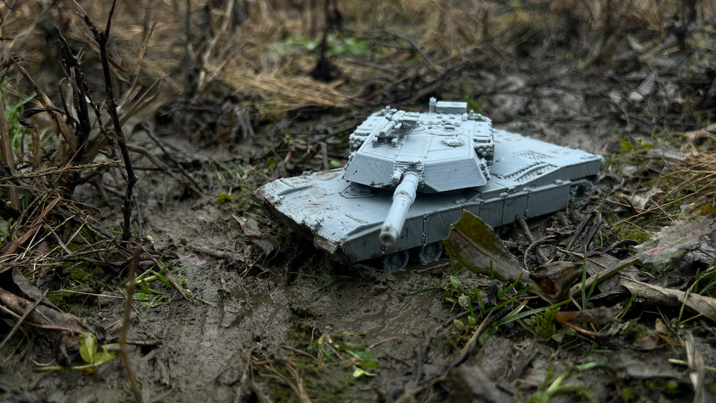 M1A1 Abrams , Modern warfare, Tabletop terrain, WW2, Modern tank,