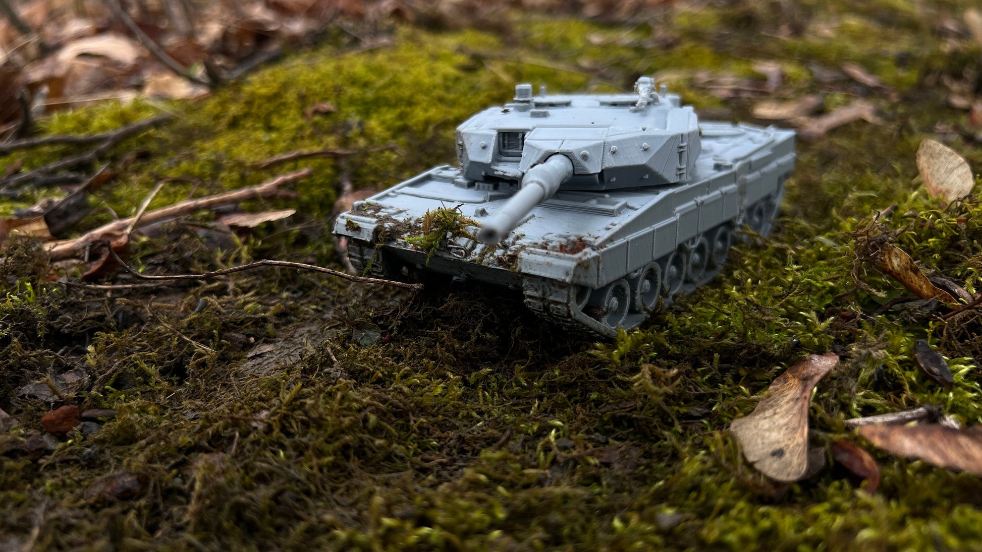 Leopard 2 PL Polish Tank for Tabletop Wargaming - Modern Warfare Model