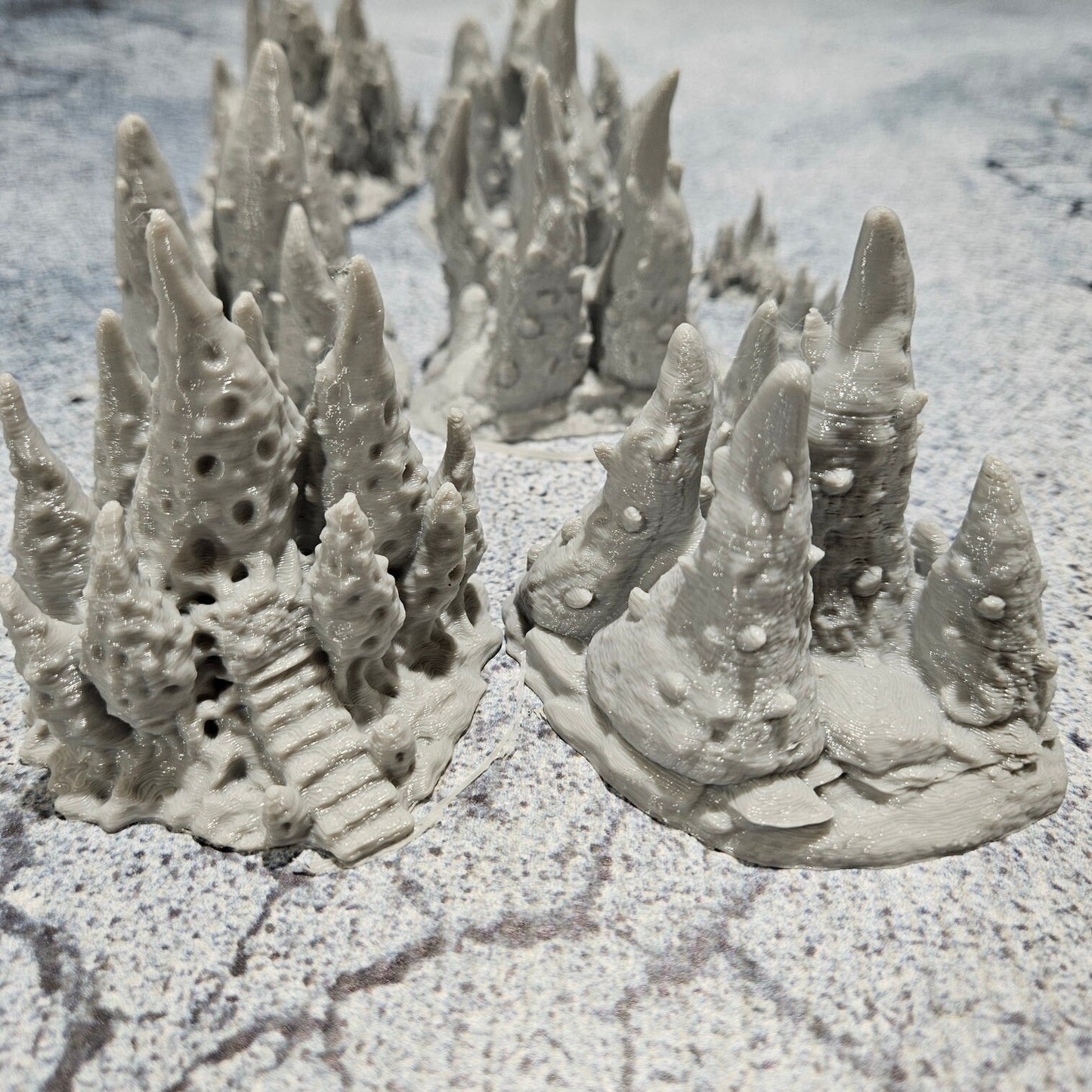 Highly detailed 3D-printed fungal clusters for tabletop RPGs like DnD and Pathfinder. Features include realistic textures of mushrooms, spores, and infected growths, perfect for mystical forests and infected zones.