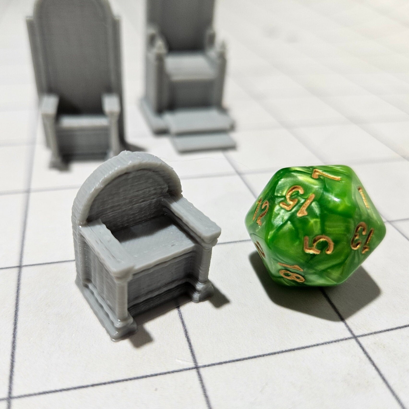 DnD Miniature, 40k Terrain, Train Terrain, Tabletop Town, Tabletop Game, Dnd Table, DND Terrain, DND Miniatures, gaming terrain, 28mm Terrain, Throne, inn, tavern, set, Gate and walls, gatehouse, gate, walls, dnd, Castle, King, Queen