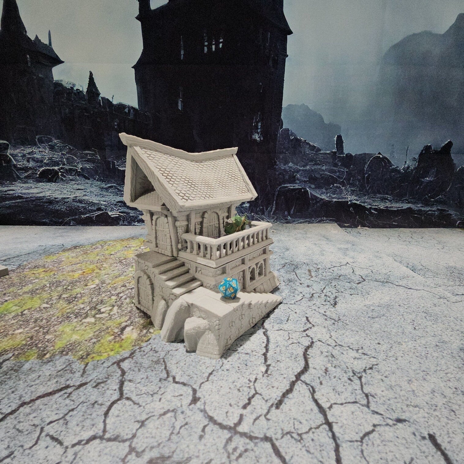 House 3 - City of Zurgnan - 28mm Scale - Mujjasforge - Warhammer - Dungeons and Dragons - 28mm Terrain - warhammer terrain