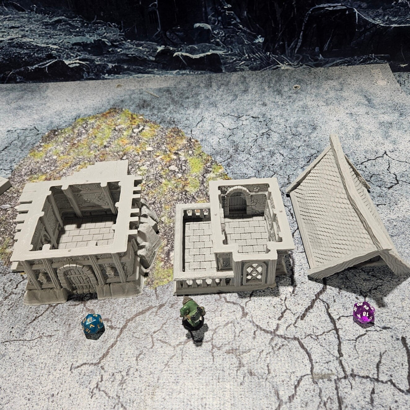 House 3 - City of Zurgnan - 28mm Scale - Mujjasforge - Warhammer - Dungeons and Dragons - 28mm Terrain - warhammer terrain