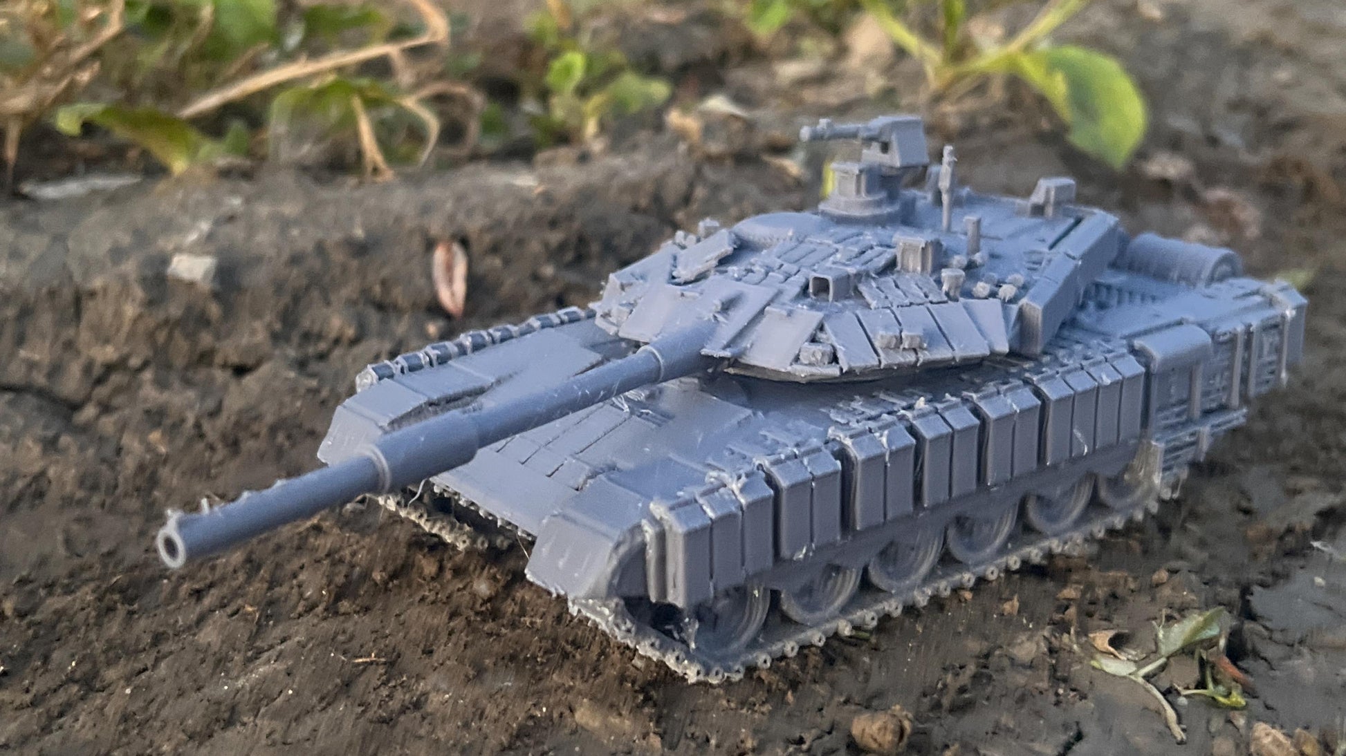 T-90M Proryv with ARENA APS for Tabletop Wargaming - Cold War to Modern Warfare Model