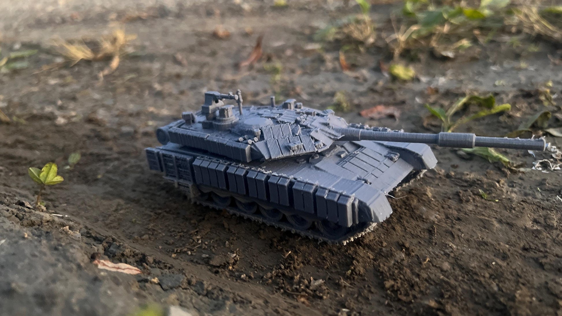 T-90M Proryv with ARENA APS for Tabletop Wargaming - Cold War to Modern Warfare Model