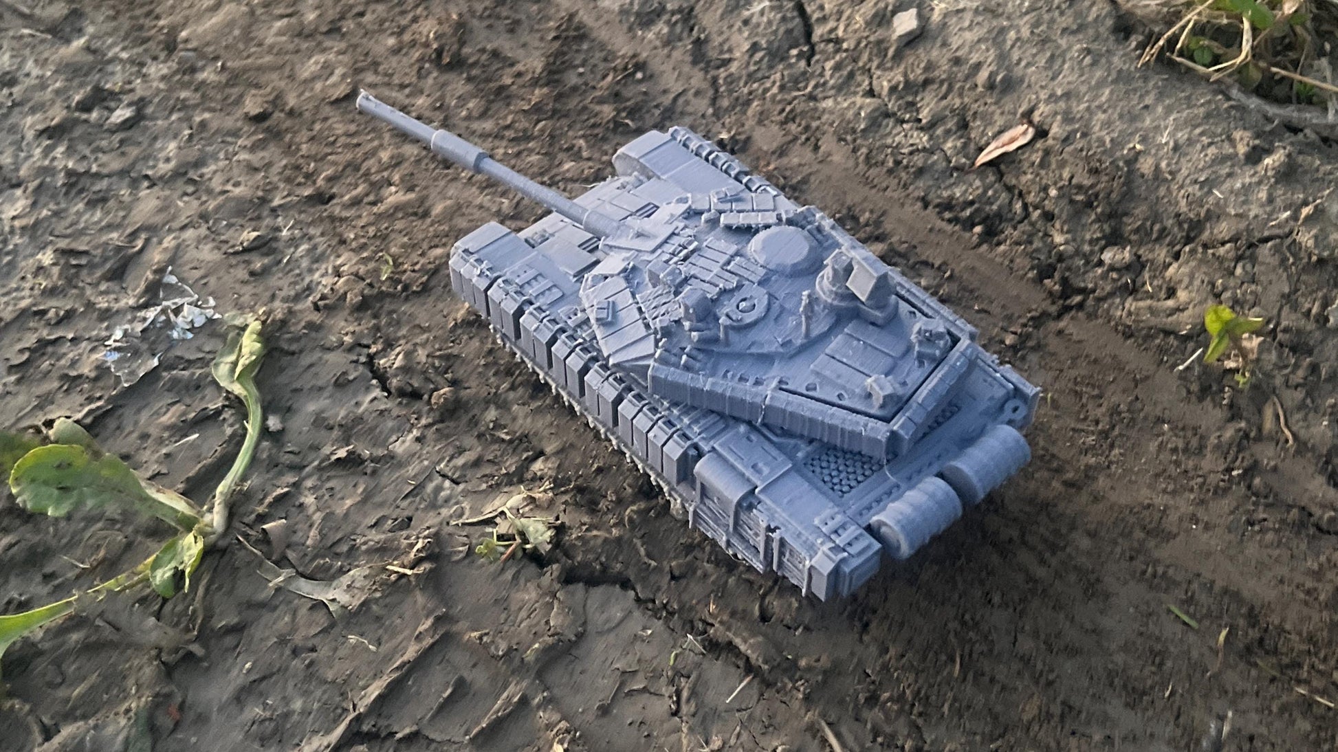 T-90M Proryv with ARENA APS for Tabletop Wargaming - Cold War to Modern Warfare Model