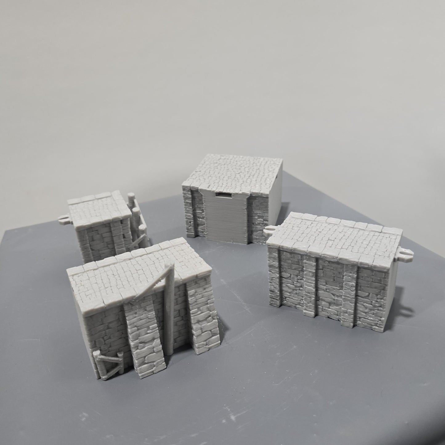 30 Piece Quay Wall & Dock System Set, Ancrabourg cobblestone streets, 28mm