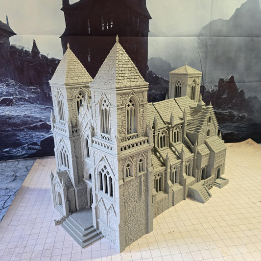 Leichheim Great Church: 28mm Medieval Gothic Cathedral Model - Ideal for Historical Tabletop RPGs and Diorama Displays
