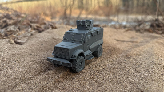 MAXXPRO MRAP 4x4: Modern Military Armored Vehicle for Model Railroading, and Wargaming, Op Boards