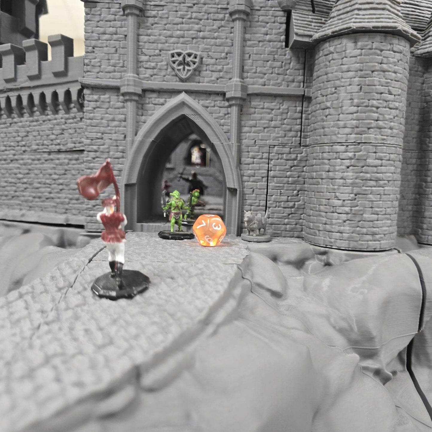 Castle Dracul-32mm, Curse of Strahd, Castle Terrain, Castle Complex, Ravenloft, Vampire terrain, wargaming