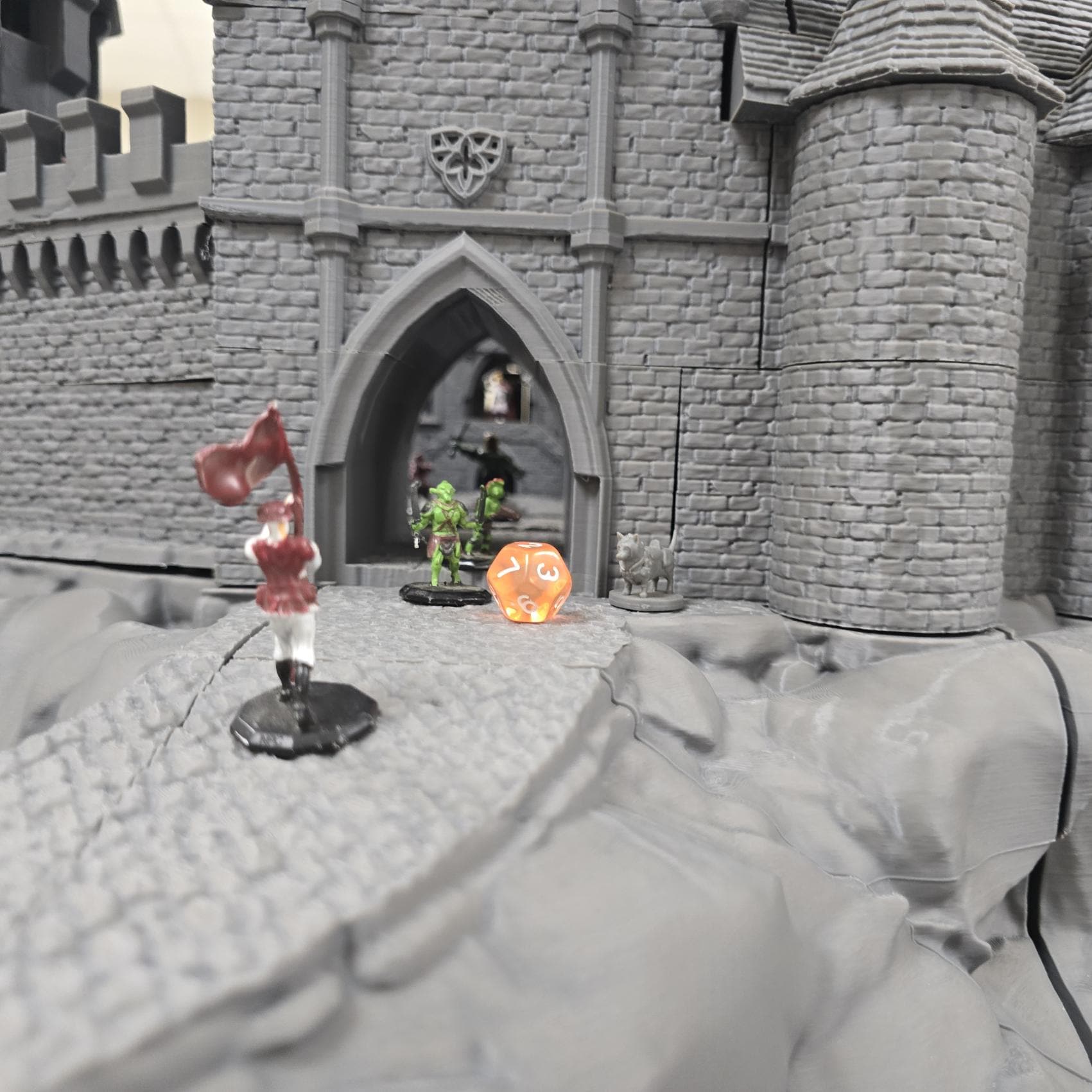 Castle Dracul-32mm, Curse of Strahd, Castle Terrain, Castle Complex, Ravenloft, Vampire terrain, wargaming