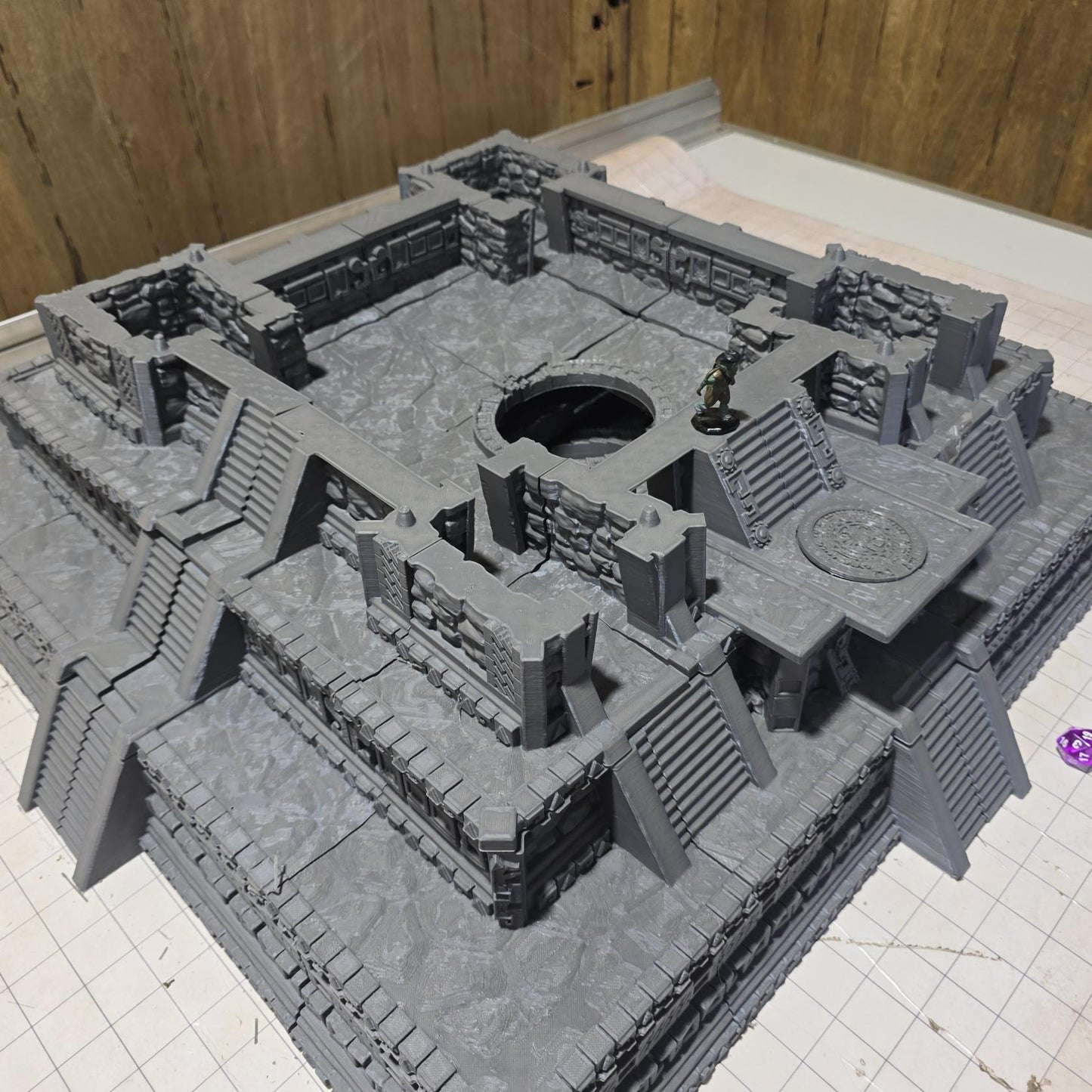 Ancient Jungle Temple Ruins: Aztec-inspired 3D Printable Model Set for Tabletop RPGs and Historical Wargames