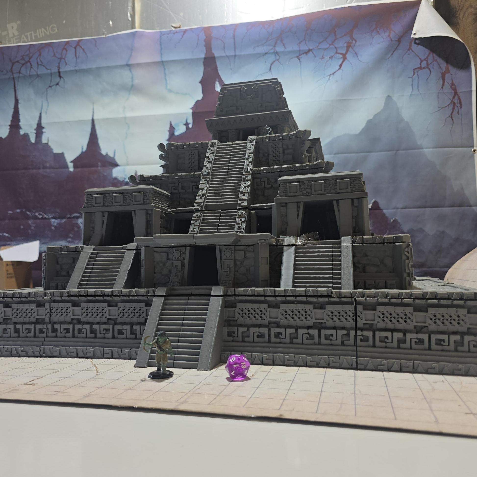 Ancient Jungle Temple Ruins: Aztec-inspired 3D Printable Model Set for Tabletop RPGs and Historical Wargames