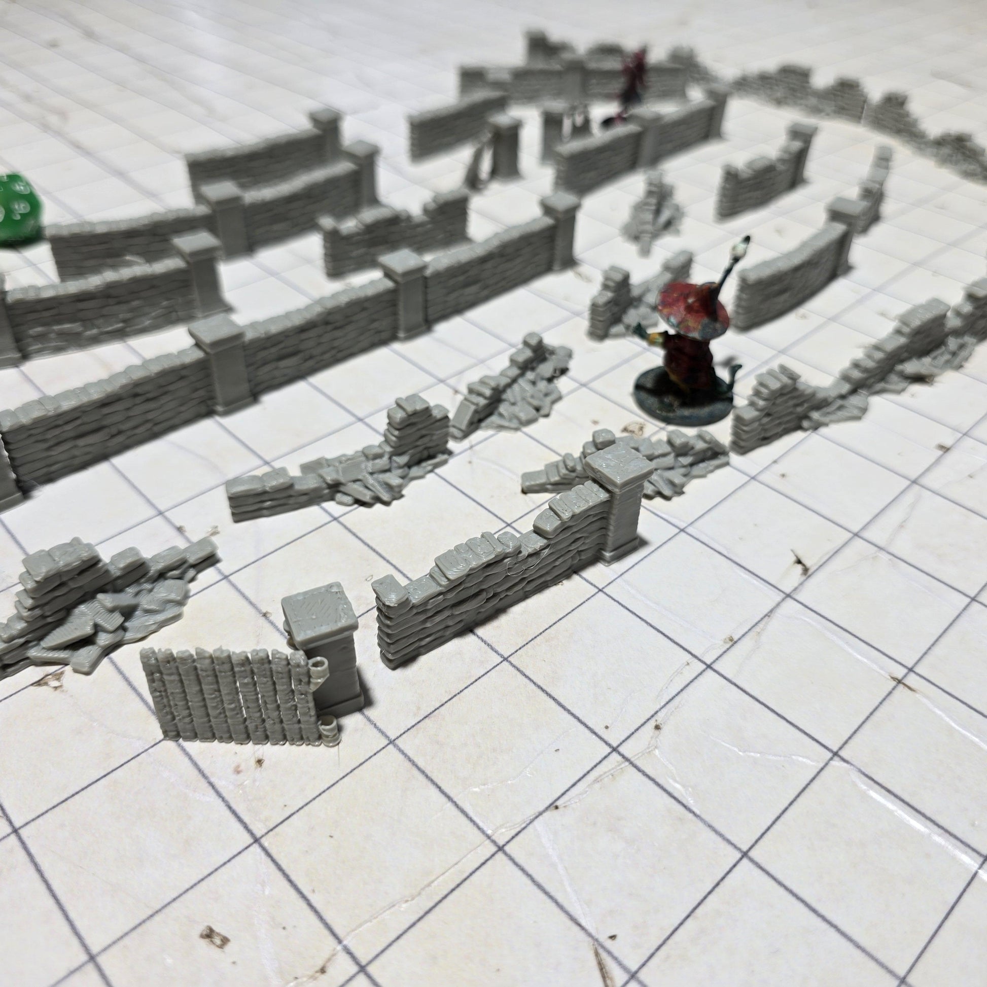 Stone Crumbled Walls: Versatile Barrier Set for D&D, Model Railroading, and Wargaming