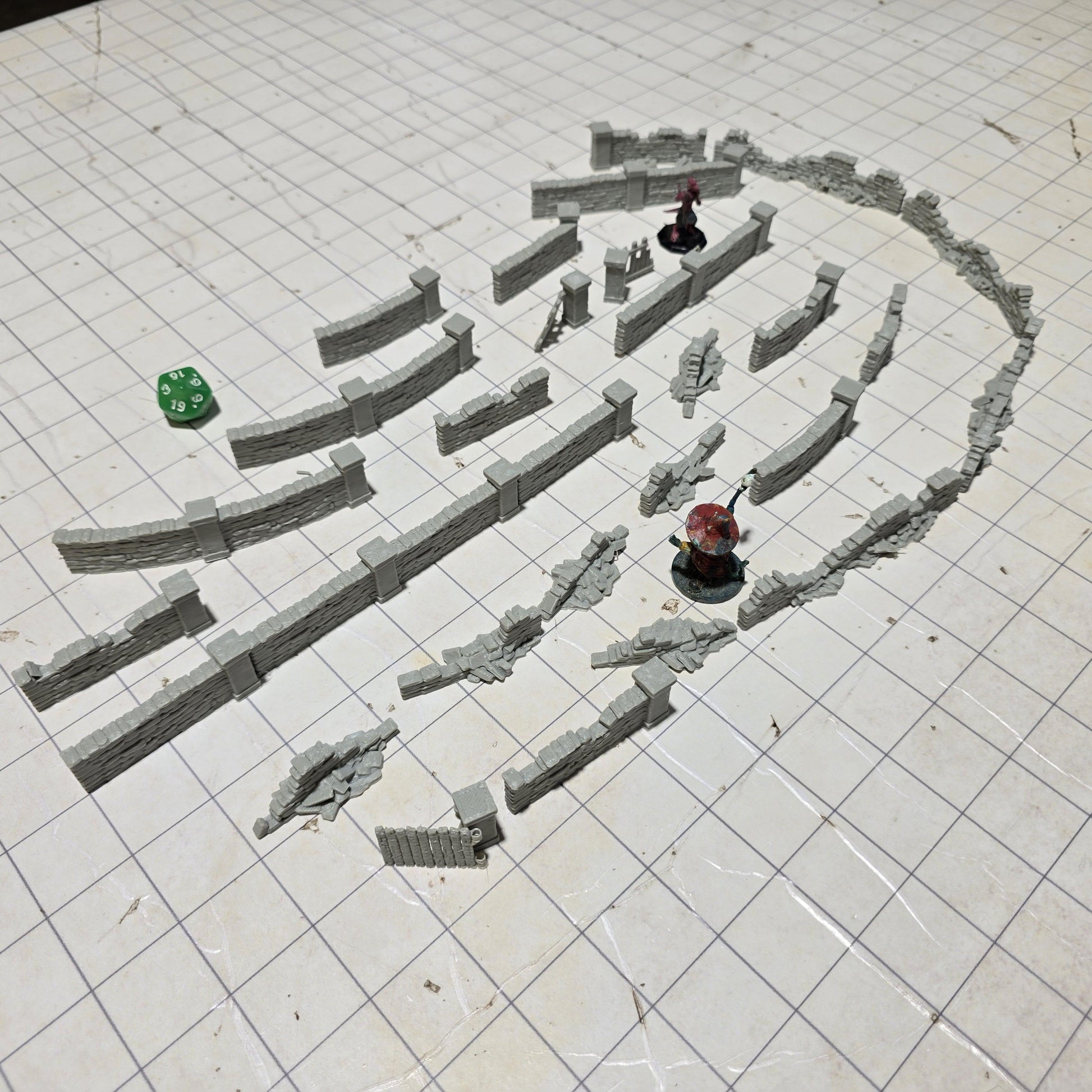 Stone Crumbled Walls: Versatile Barrier Set for D&D, Model Railroading, and Wargaming