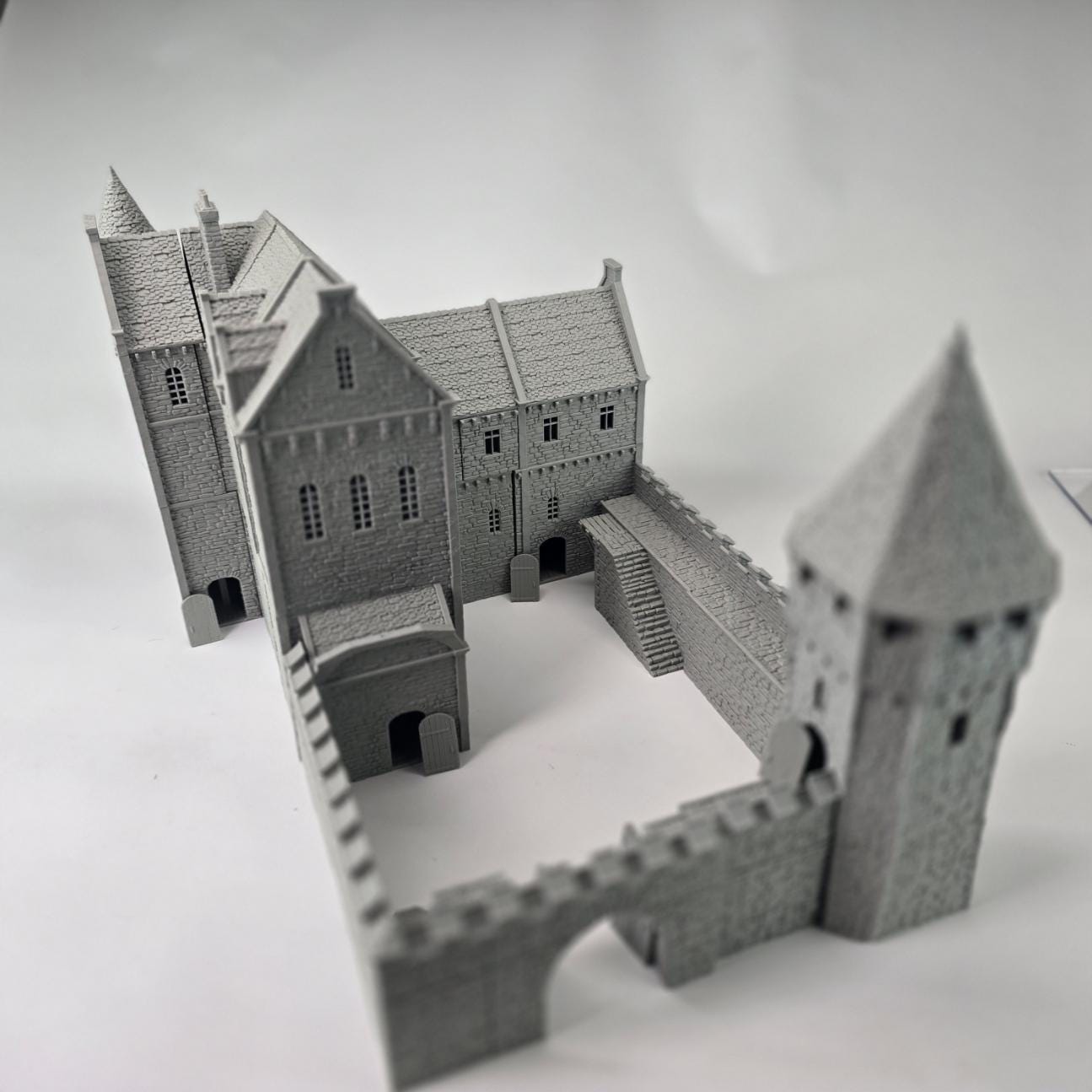 Greendale Castle: 14th Century Fortress for D&D, Model Railroading and Wargaming