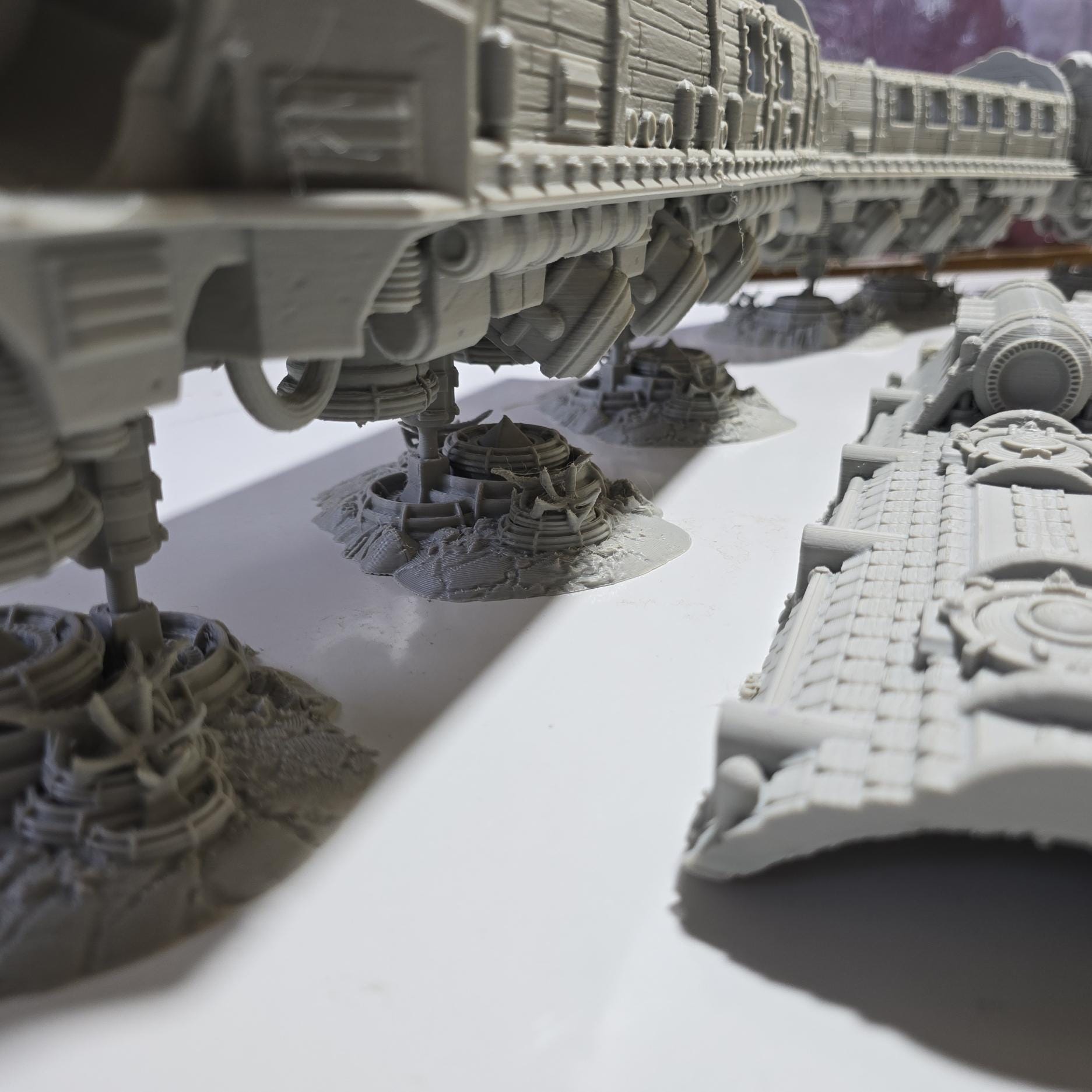 Steampunk - Eberron Lightning Rail - - - Dungeons and Dragons - 28mm Terrain - terrain